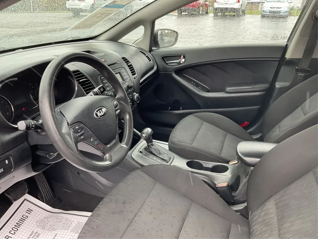 2016 Kia Forte LX (KNAFK4A68G5) with an 1.8L I-4 DOHC engine, located at 1184 Kauffman Ave, Fairborn, OH, 45324, (937) 908-9800, 39.807072, -84.030914 - **Discover Your Perfect Commuter Companion: 2016 Kia Forte LX at Advantage Car and Credit - Fairborn**<br /> <br /> Are you tired of the daily grind on public transportation or cramped rides with friends? Elevate your commuting experience with this stunning 2016 Kia Forte LX, designed to make every - Photo#9