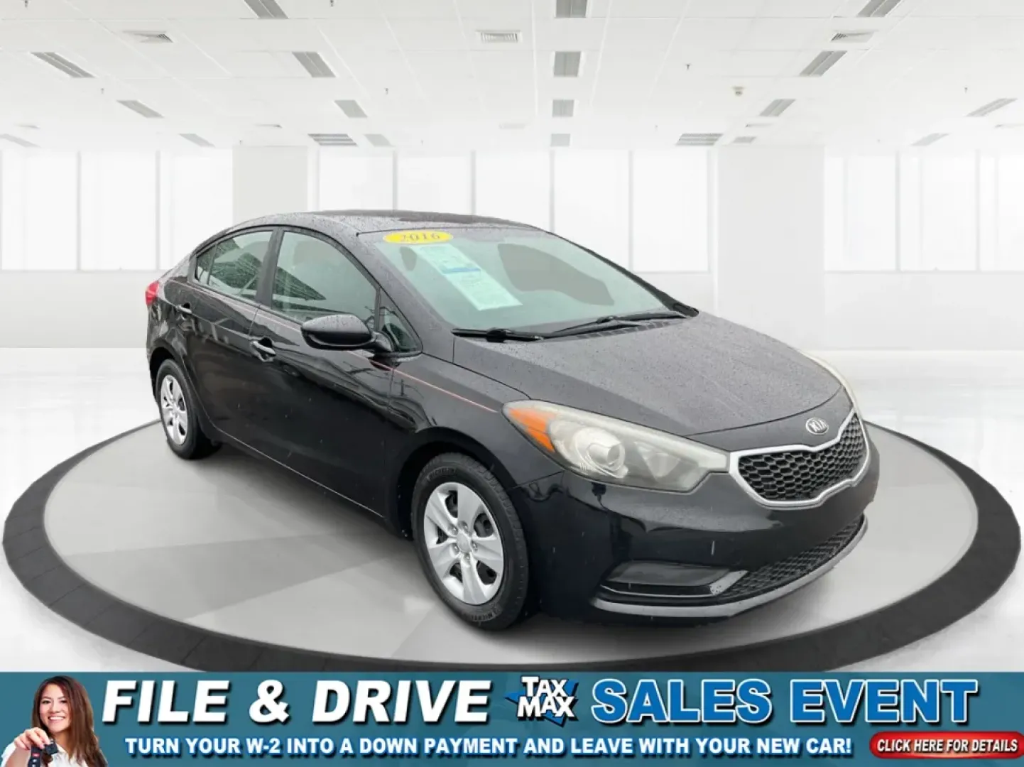 2016 Kia Forte LX (KNAFK4A68G5) with an 1.8L I-4 DOHC engine, located at 1184 Kauffman Ave, Fairborn, OH, 45324, (937) 908-9800, 39.807072, -84.030914 - **Discover Your Perfect Commuter Companion: 2016 Kia Forte LX at Advantage Car and Credit - Fairborn**<br /> <br /> Are you tired of the daily grind on public transportation or cramped rides with friends? Elevate your commuting experience with this stunning 2016 Kia Forte LX, designed to make every - Photo#0