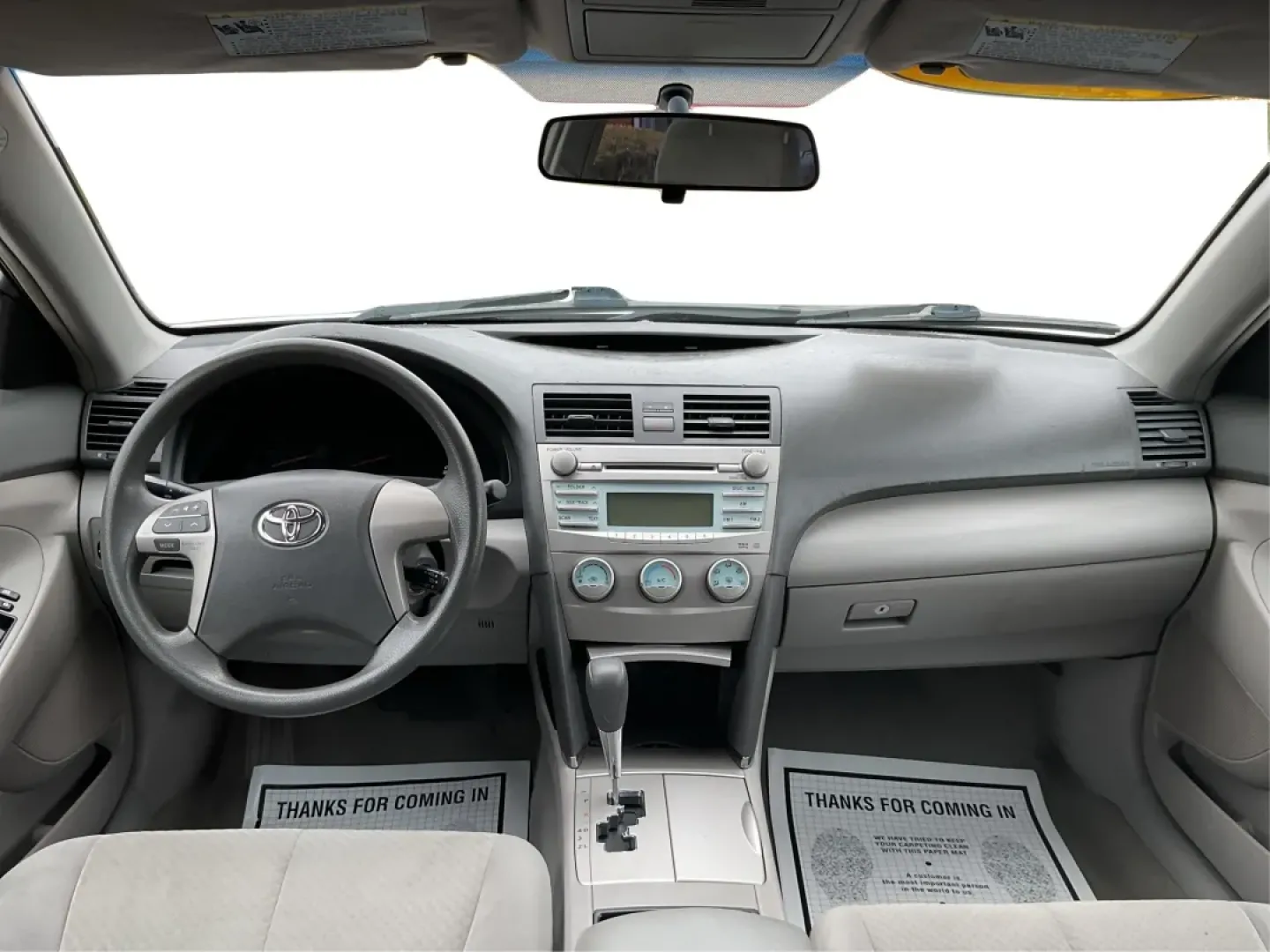 2008 Toyota Camry LE | SE | XLE (4T4BE46K18R) with an 2.4L I-4 DOHC engine, located at 401 Woodman Dr, Riverside, OH, 45431, (937) 908-9800, 39.760899, -84.123421 - Are you on the hunt for a reliable sedan that blends comfort and style with unbeatable affordability? Look no further! The 2008 Toyota Camry LE, available at Advantage Car and Credit in Riverside, OH, is the perfect vehicle for anyone seeking a dependable ride for daily commutes or family outings. W - Photo#20