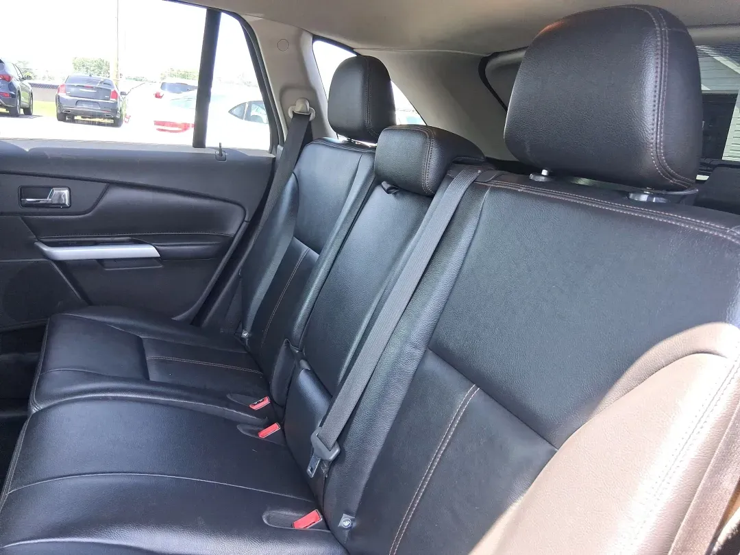 2014 Ford Edge SEL (2FMDK4JCXEB) with an 3.5L V-6 DOHC engine, located at 4508 South Dixie Dr, Moraine, OH, 45439, (937) 908-9800, 39.689976, -84.218452 - Are you searching for the perfect vehicle to elevate your family adventures or enhance your daily commute? Look no further! The 2014 Ford Edge SEL is designed to fit every aspect of your lifestyle, whether you're navigating busy city streets, embarking on weekend getaways, or simply running errands - Photo#10