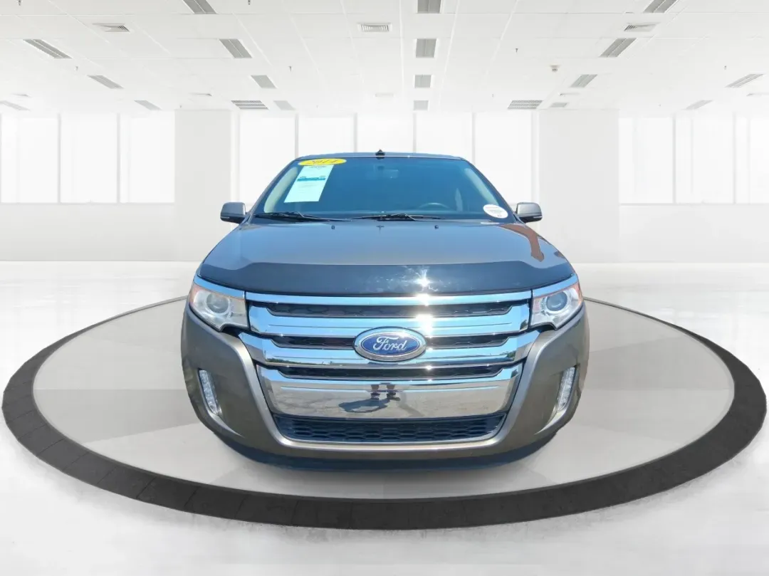 2014 Ford Edge SEL (2FMDK4JCXEB) with an 3.5L V-6 DOHC engine, located at 401 Woodman Dr, Riverside, OH, 45431, (937) 908-9800, 39.760899, -84.123421 - Are you searching for the perfect vehicle to elevate your family adventures or enhance your daily commute? Look no further! The 2014 Ford Edge SEL is designed to fit every aspect of your lifestyle, whether you're navigating busy city streets, embarking on weekend getaways, or simply running errands - Photo#7
