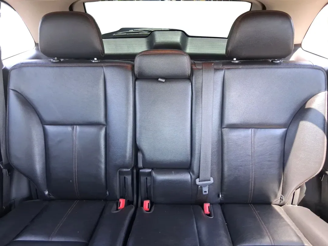 2014 Ford Edge SEL (2FMDK4JCXEB) with an 3.5L V-6 DOHC engine, located at 401 Woodman Dr, Riverside, OH, 45431, (937) 908-9800, 39.760899, -84.123421 - Are you searching for the perfect vehicle to elevate your family adventures or enhance your daily commute? Look no further! The 2014 Ford Edge SEL is designed to fit every aspect of your lifestyle, whether you're navigating busy city streets, embarking on weekend getaways, or simply running errands - Photo#14