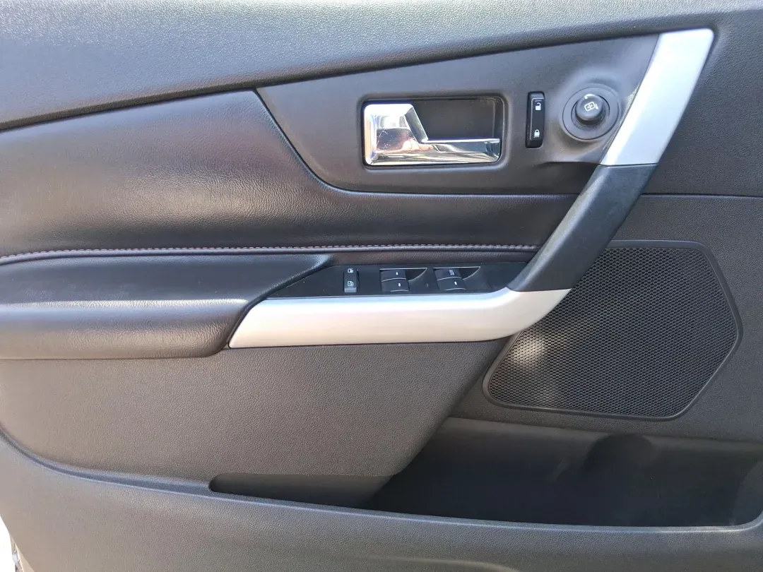 2014 Ford Edge SEL (2FMDK4JCXEB) with an 3.5L V-6 DOHC engine, located at 401 Woodman Dr, Riverside, OH, 45431, (937) 908-9800, 39.760899, -84.123421 - Are you searching for the perfect vehicle to elevate your family adventures or enhance your daily commute? Look no further! The 2014 Ford Edge SEL is designed to fit every aspect of your lifestyle, whether you're navigating busy city streets, embarking on weekend getaways, or simply running errands - Photo#19