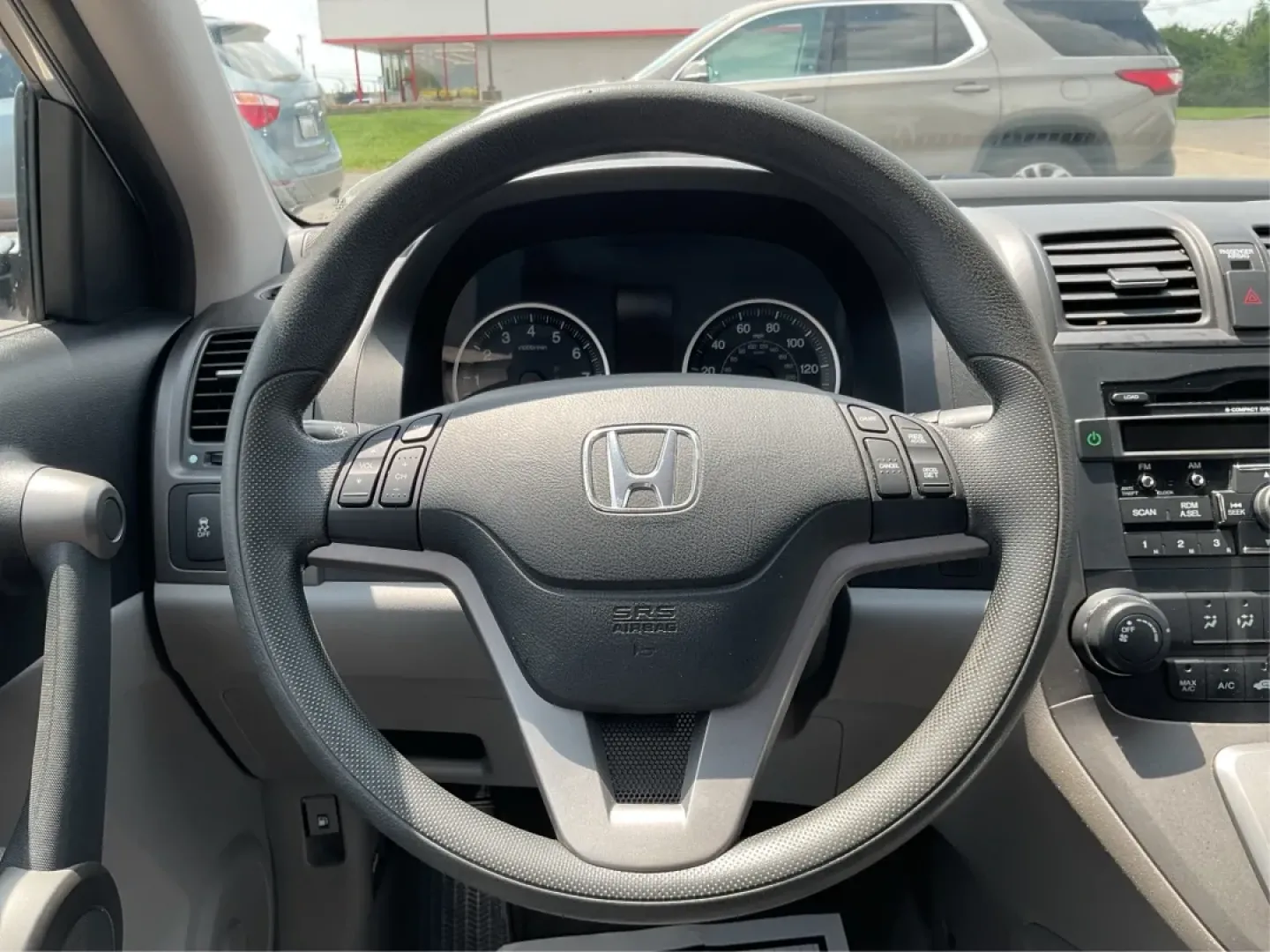2010 Honda CR-V EX (5J6RE3H58AL) with an 2.4L I-4 DOHC engine, located at 1230 East Main St, Xenia, OH, 45385, (937) 908-9800, 39.688026, -83.910172 - **Discover Your Next Adventure with the 2010 Honda CR-V EX from Advantage Car and Credit!**<br /> <br /> Are you ready to elevate your daily commute or embark on memorable weekend getaways? The 2010 Honda CR-V EX is the perfect companion for both the busy professional and the adventurous family. Wit - Photo#16