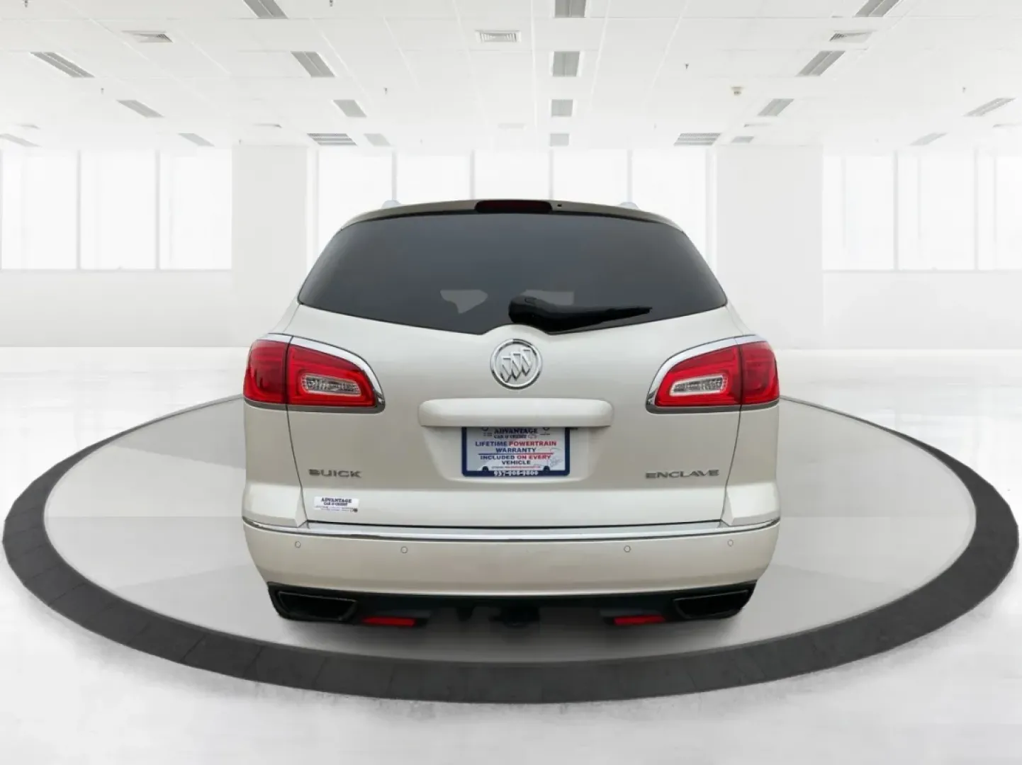 2014 Buick Enclave Leather (5GAKRBKD2EJ) with an 3.6L V-6 gasoline direct injection engine, located at 4508 South Dixie Dr, Moraine, OH, 45439, (937) 908-9800, 39.689976, -84.218452 - **Elevate Your Family Adventures with the 2014 Buick Enclave at Advantage Car and Credit - Moraine!**<br /> <br /> If you're searching for a vehicle that can effortlessly accommodate your growing family, tackle weekend adventures, and offer the comfort and space you deserve, look no further than thi - Photo#3