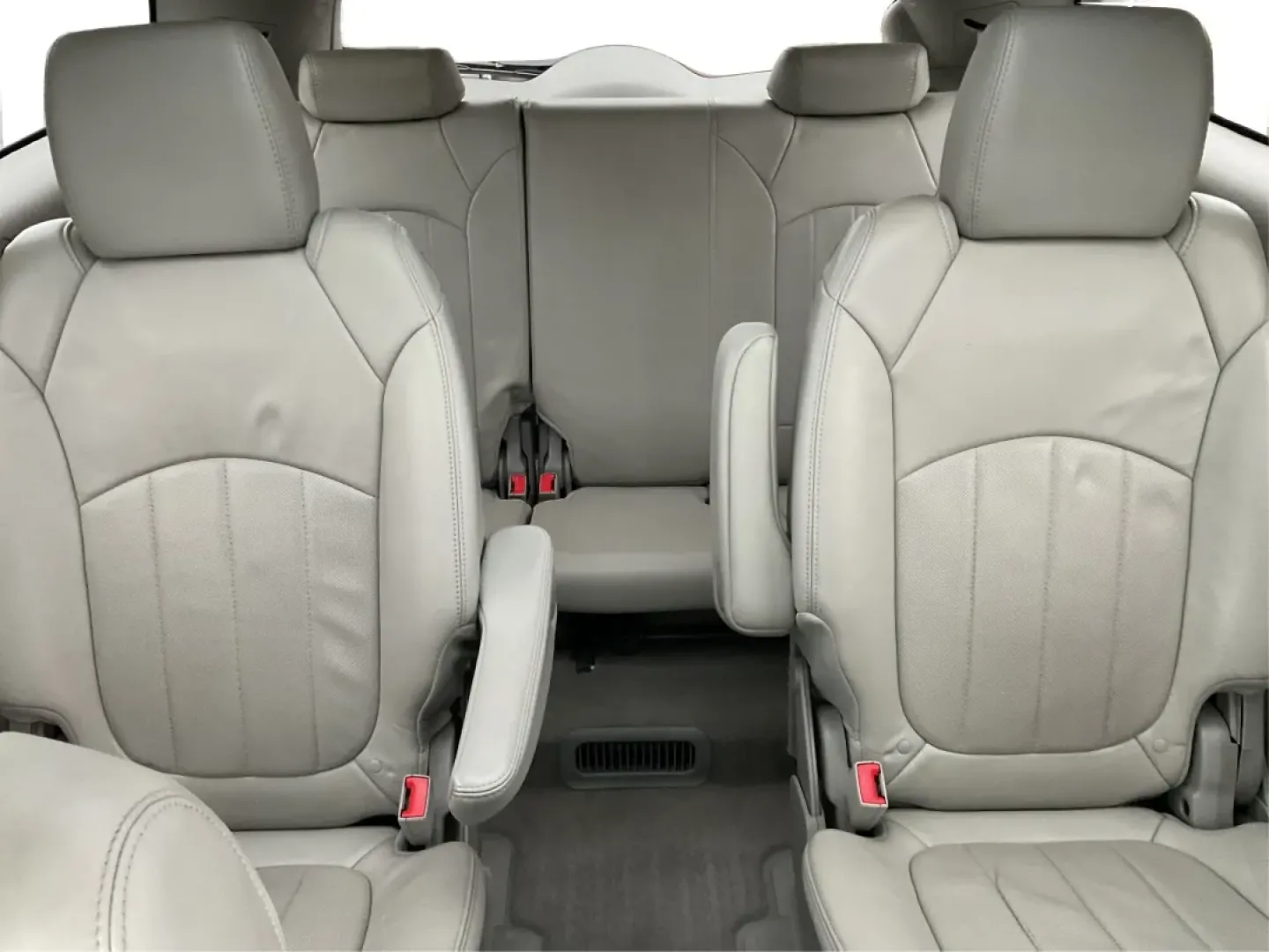 2014 Buick Enclave Leather (5GAKRBKD2EJ) with an 3.6L V-6 gasoline direct injection engine, located at 4508 South Dixie Dr, Moraine, OH, 45439, (937) 908-9800, 39.689976, -84.218452 - **Elevate Your Family Adventures with the 2014 Buick Enclave at Advantage Car and Credit - Moraine!**<br /> <br /> If you're searching for a vehicle that can effortlessly accommodate your growing family, tackle weekend adventures, and offer the comfort and space you deserve, look no further than thi - Photo#14