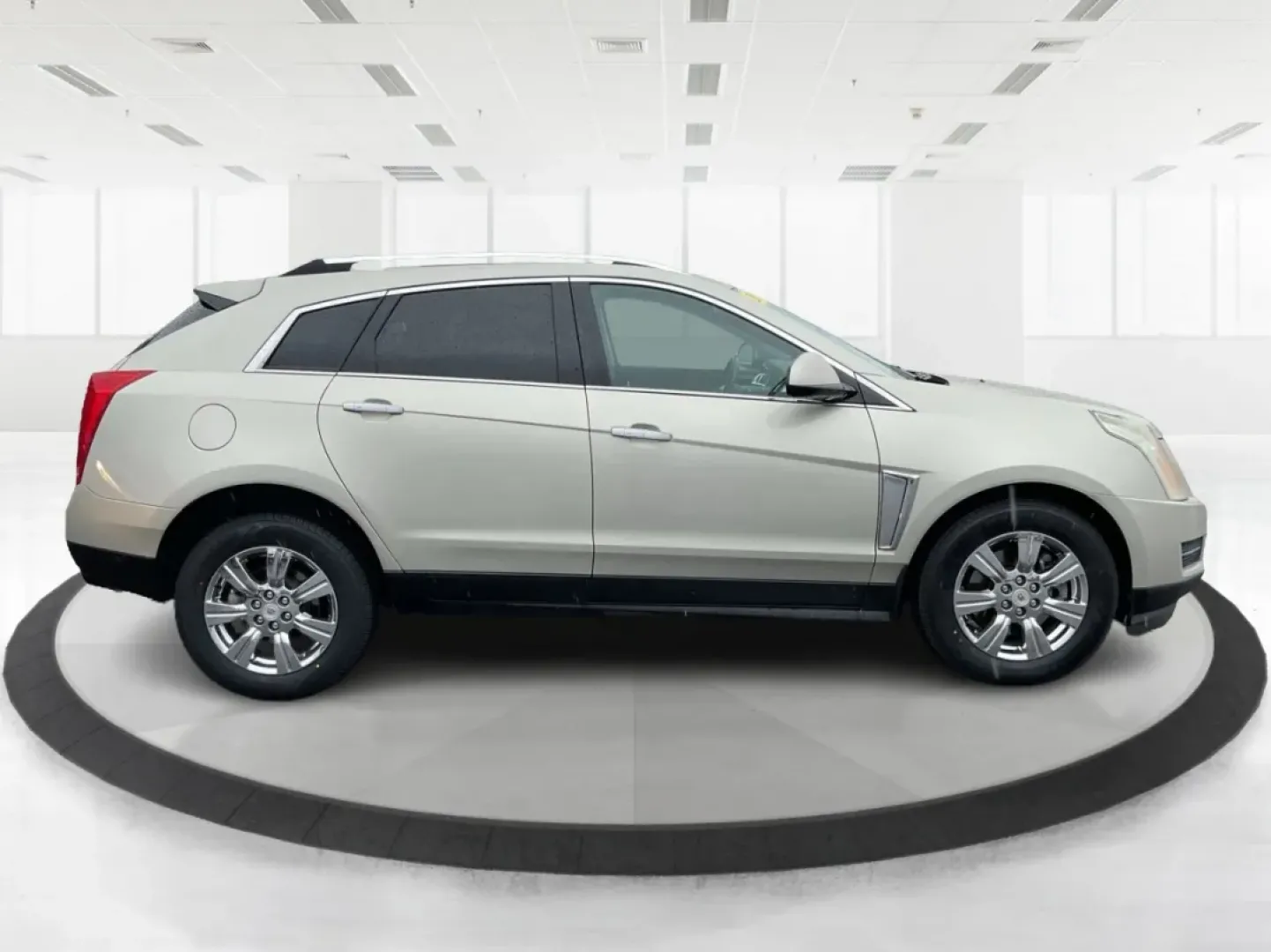 2015 Cadillac SRX Luxury Collection (3GYFNEE31FS) with an 3.6L V-6 gasoline direct injection engine, located at 1951 S Dayton Lakeview Rd., New Carlisle, OH, 45344, (937) 908-9800, 39.890999, -84.050255 - **Elevate Your Daily Drives and Weekend Adventures with a 2015 Cadillac SRX!**<br /> <br /> Are you ready to enhance your lifestyle with an SUV that balances luxury, capability, and comfort? Look no further than this stunning 2015 Cadillac SRX Luxury Collection, available now at Advantage Car and Cr - Photo#1