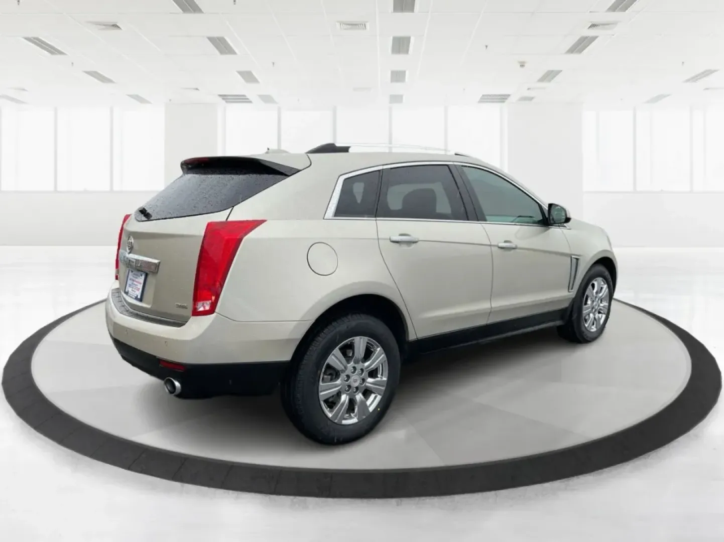 2015 Cadillac SRX Luxury Collection (3GYFNEE31FS) with an 3.6L V-6 gasoline direct injection engine, located at 1951 S Dayton Lakeview Rd., New Carlisle, OH, 45344, (937) 908-9800, 39.890999, -84.050255 - **Elevate Your Daily Drives and Weekend Adventures with a 2015 Cadillac SRX!**<br /> <br /> Are you ready to enhance your lifestyle with an SUV that balances luxury, capability, and comfort? Look no further than this stunning 2015 Cadillac SRX Luxury Collection, available now at Advantage Car and Cr - Photo#2