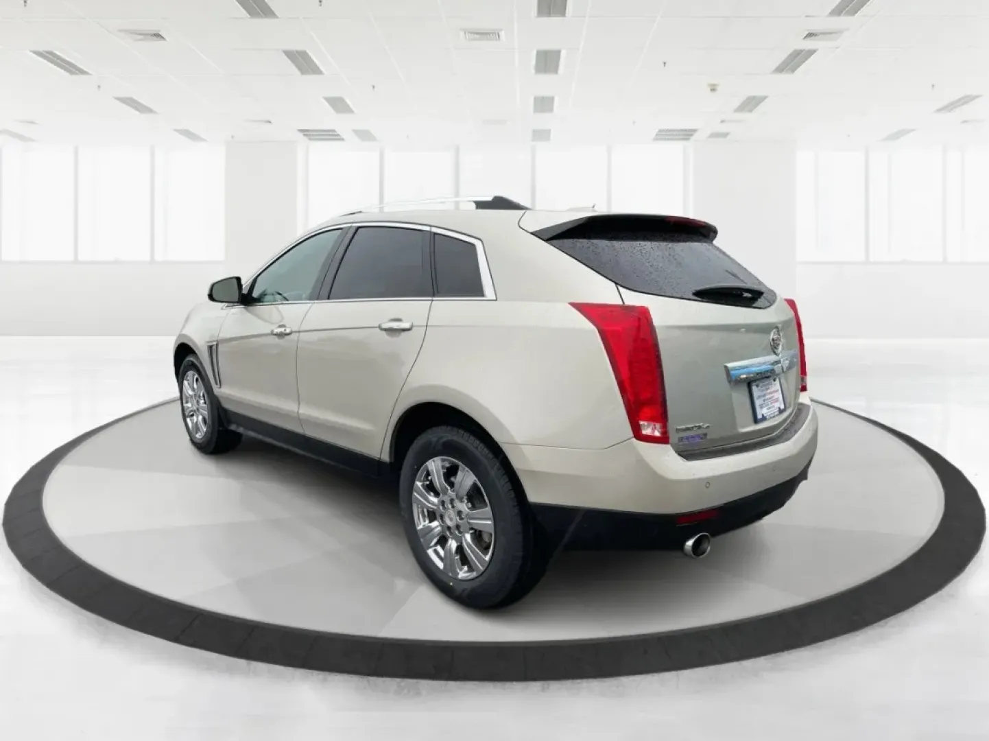 2015 Cadillac SRX Luxury Collection (3GYFNEE31FS) with an 3.6L V-6 gasoline direct injection engine, located at 1099 N County Rd 25A , Troy, OH, 45373, (937) 908-9800, 40.057079, -84.212883 - **Elevate Your Daily Drives and Weekend Adventures with a 2015 Cadillac SRX!**<br /> <br /> Are you ready to enhance your lifestyle with an SUV that balances luxury, capability, and comfort? Look no further than this stunning 2015 Cadillac SRX Luxury Collection, available now at Advantage Car and Cr - Photo#4