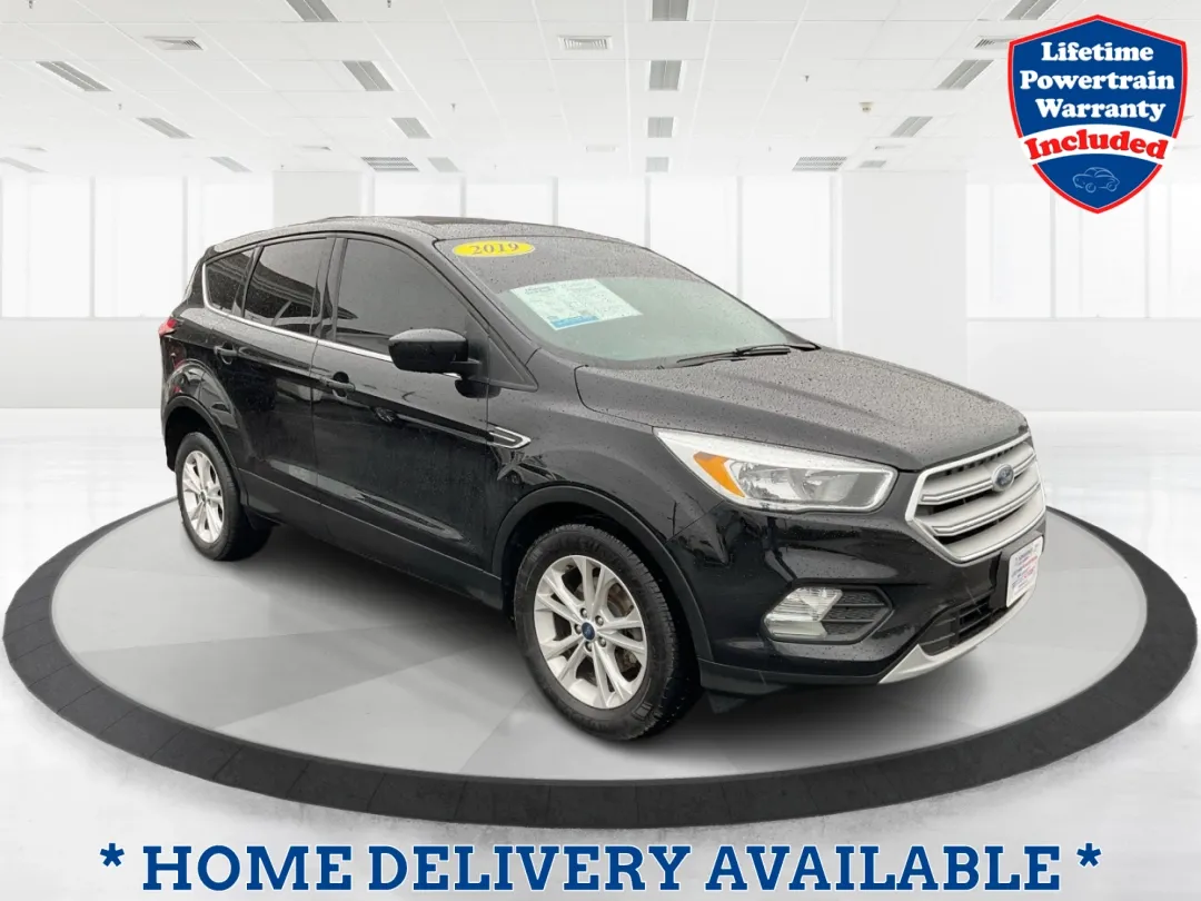 photo of 2019 Ford Escape SE