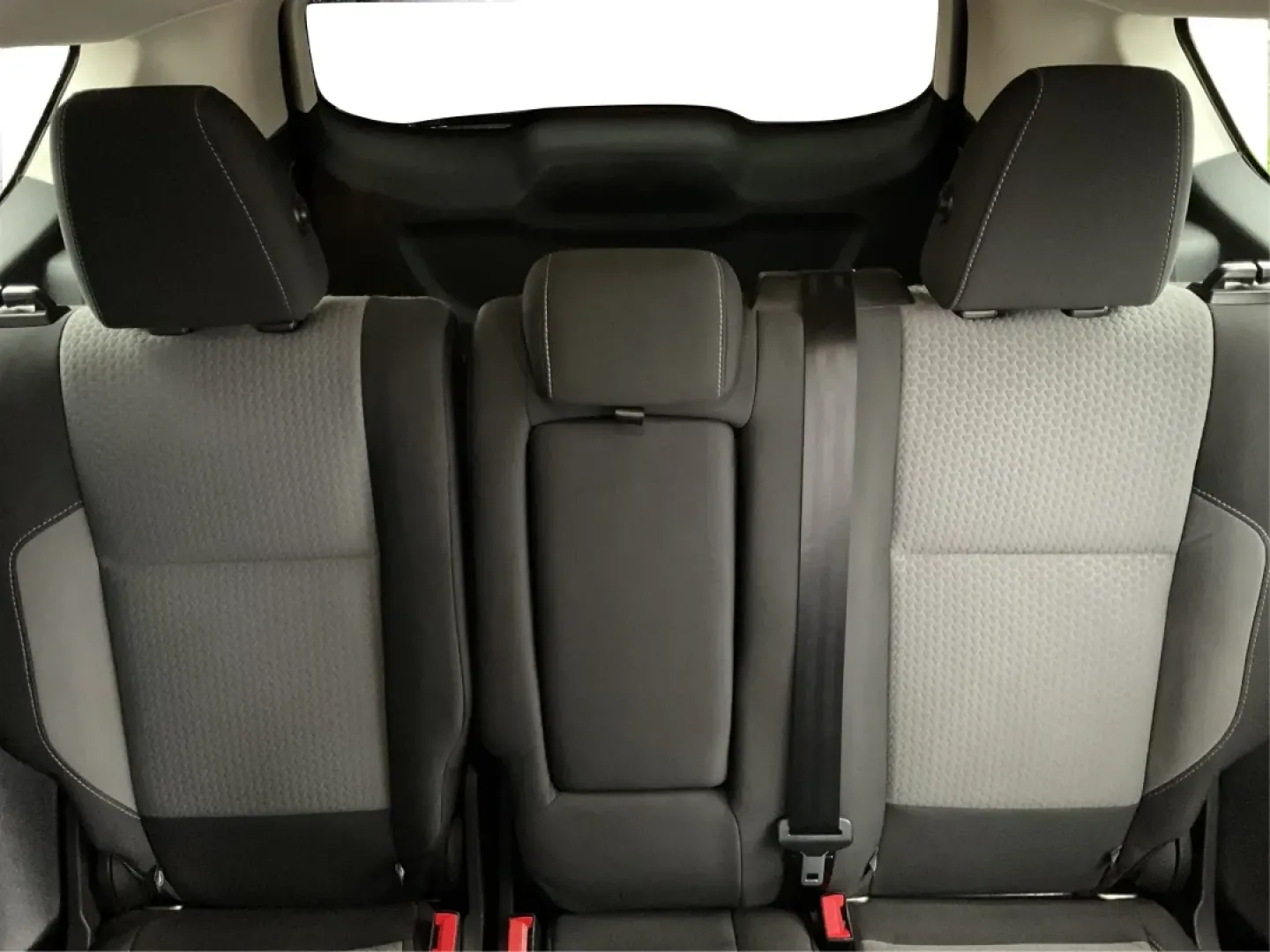 2019 Ford Escape SE (1FMCU0GD1KU) with an Other engine, located at 4508 South Dixie Dr, Moraine, OH, 45439, (937) 908-9800, 39.689976, -84.218452 - **Elevate Your Commute and Adventures with the 2019 Ford Escape SE at Advantage Car and Credit - Moraine!**<br /> <br /> Are you ready to enhance your daily commute or embark on memorable weekend adventures? Look no further than this stunning **2019 Ford Escape SE**, located at **Advantage Car and C - Photo#14