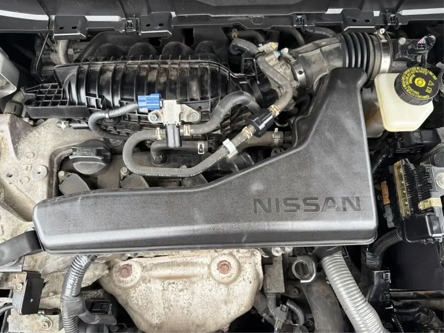 2017 Nissan Rogue S (JN8AT2MVXHW) with an 2.5L I-4 DOHC engine, located at 880 E. National Road, Vandalia, OH, 45377, (937) 908-9800, 39.891918, -84.183594 - ### Adventure Awaits with the 2017 Nissan Rogue at Advantage Car and Credit - Piqua!<br /> <br /> Are you ready to elevate your family adventures, weekend getaways, or daily commutes? Discover the perfect blend of functionality and style in the 2017 Nissan Rogue, available now at Advantage Car and C - Photo#11