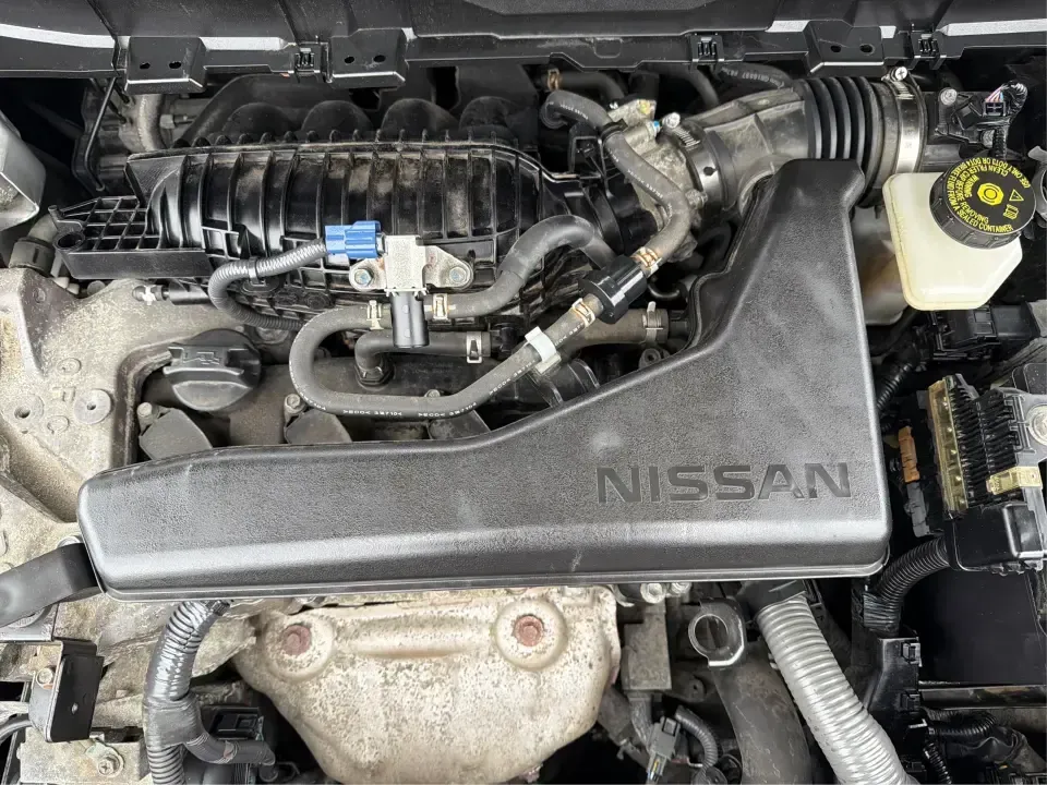 2017 Nissan Rogue S (JN8AT2MVXHW) with an 2.5L I-4 DOHC engine, CVT transmission, located at 4508 South Dixie Dr, Moraine, OH, 45439, (937) 908-9800, 39.689976, -84.218452 - ### Adventure Awaits with the 2017 Nissan Rogue at Advantage Car and Credit - Piqua!<br /> <br /> Are you ready to elevate your family adventures, weekend getaways, or daily commutes? Discover the perfect blend of functionality and style in the 2017 Nissan Rogue, available now at Advantage Car and C - Photo#11