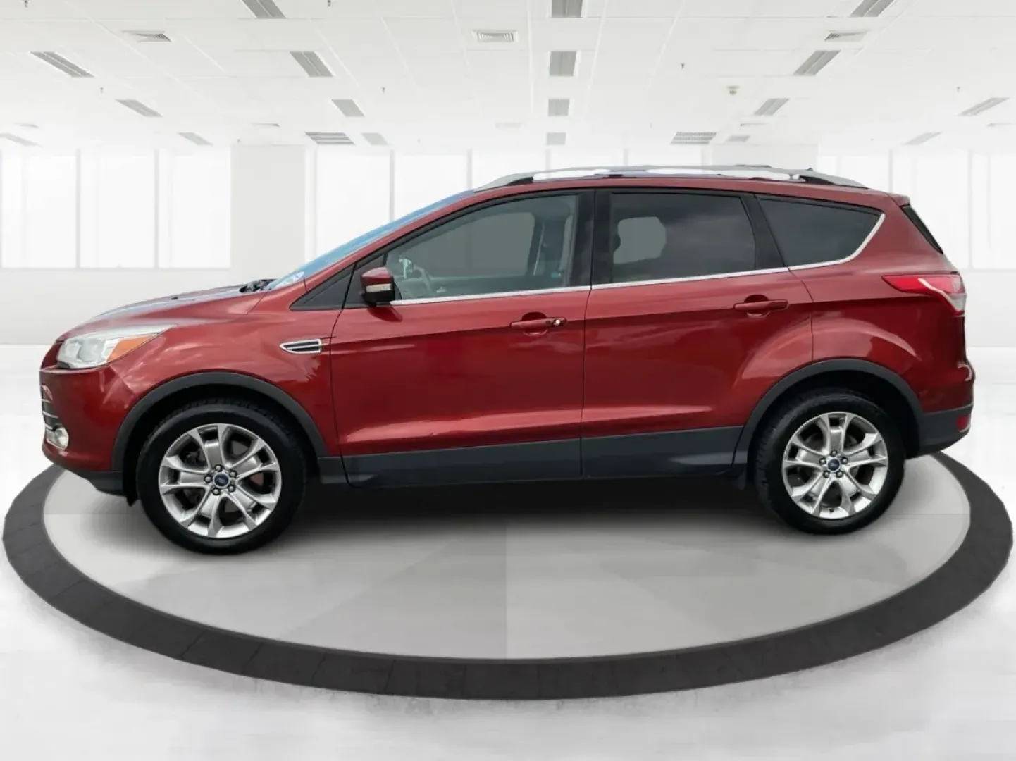 2014 Ford Escape Titanium (1FMCU9J97EU) with an Other engine, located at 401 Woodman Dr, Riverside, OH, 45431, (937) 908-9800, 39.760899, -84.123421 - Elevate your daily commute and weekend adventures with the perfect blend of style and practicality-meet the 2014 Ford Escape Titanium, available now at Advantage Car and Credit in Fairborn, OH! This SUV is not just about getting from point A to point B; it's about enhancing your lifestyle, making it - Photo#5
