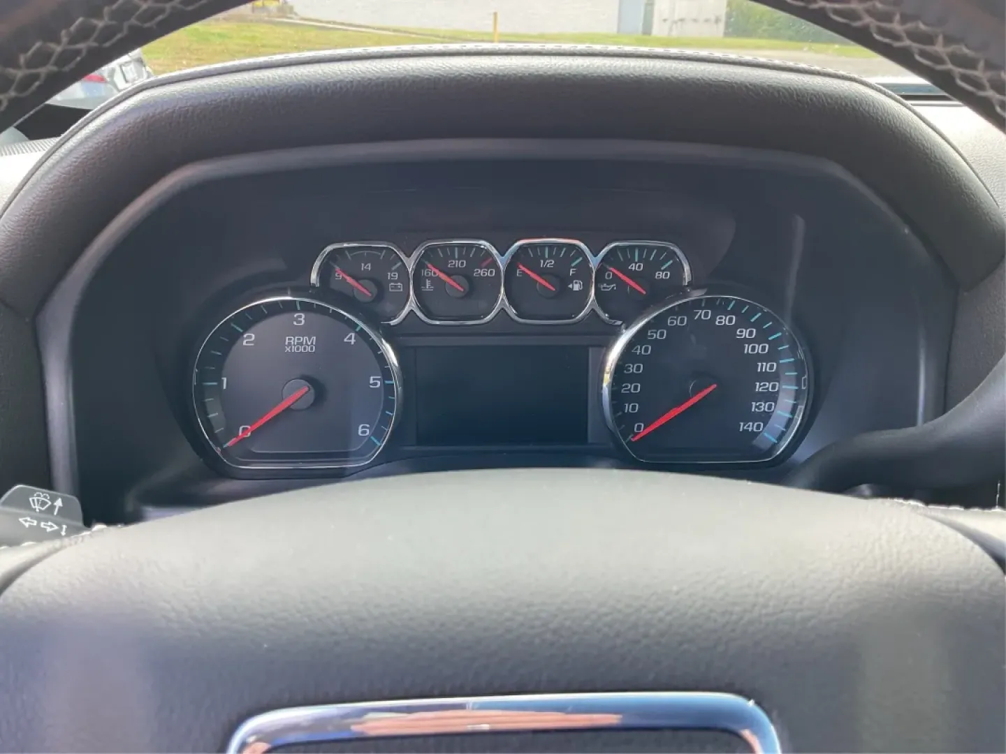 2018 GMC Sierra 1500 SLE (3GTU2MEC2JG) with an 5.3 engine, located at 1230 East Main St, Xenia, OH, 45385, (937) 908-9800, 39.688026, -83.910172 - Elevate your lifestyle with the unparalleled capability and comfort of the 2018 GMC Sierra 1500 SLE, now available at Advantage Car and Credit in Xenia, OH. This crew cab truck is not just a vehicle; it's a versatile companion for weekend adventures, family outings, and daily commutes alike. If you' - Photo#14