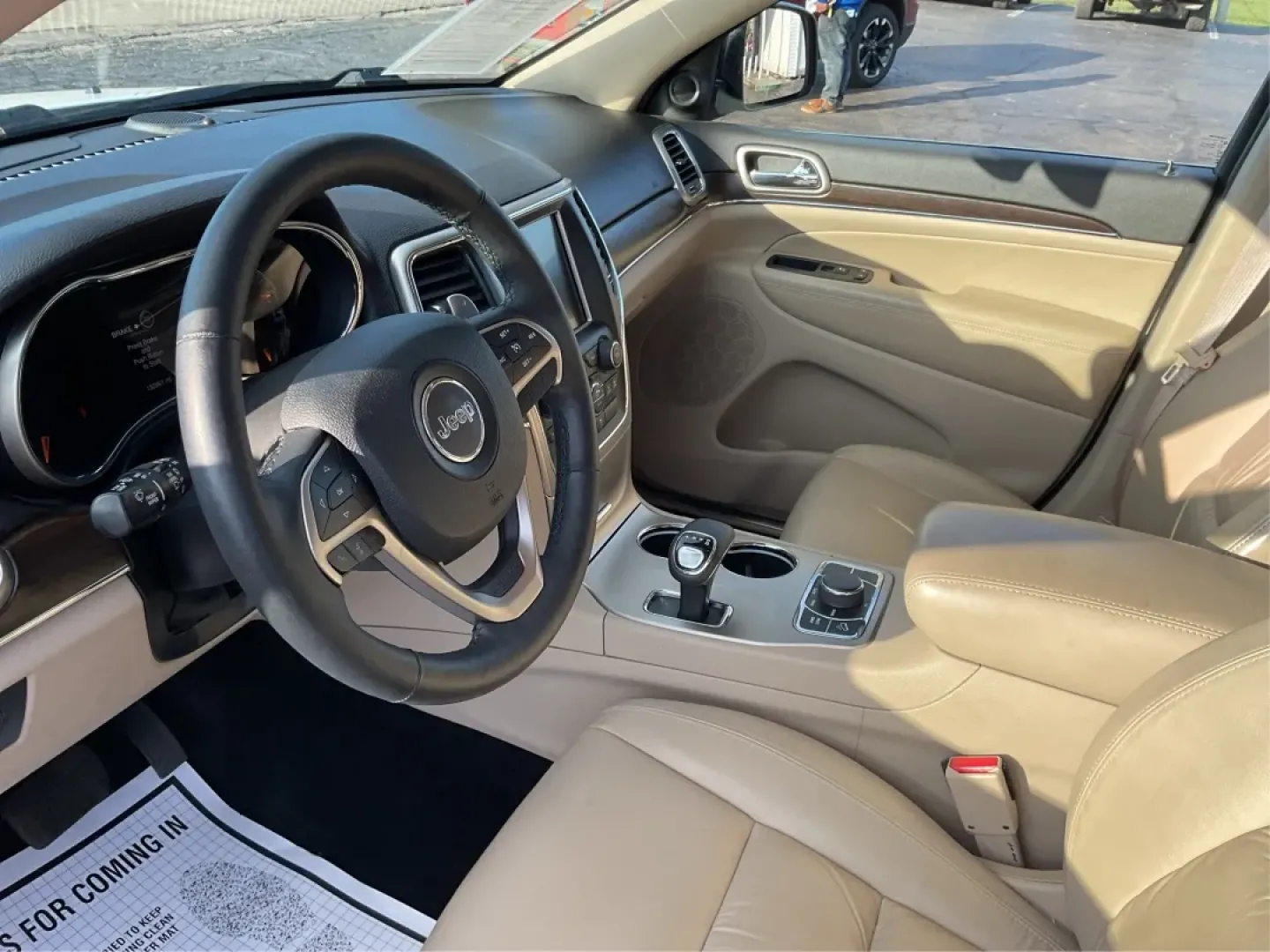 2014 Jeep Grand Cherokee Limited (1C4RJFBG8EC) with an Other engine, located at 1099 N County Rd 25A , Troy, OH, 45373, (937) 908-9800, 40.057079, -84.212883 - Are you ready to elevate your weekend adventures or transform your daily commute? Look no further! At Advantage Car and Credit in Troy, OH, we are excited to present this stunning 2014 Jeep Grand Cherokee Limited. This versatile SUV is not just a vehicle; it's a lifestyle enhancer, perfect for famil - Photo#9