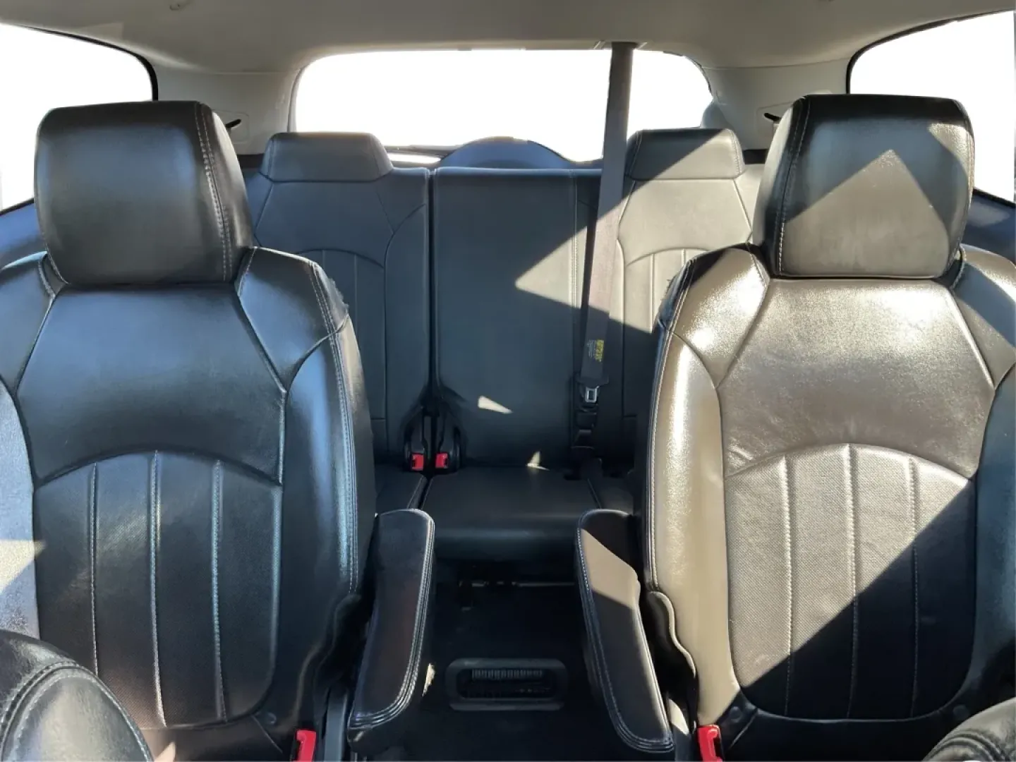 2015 Buick Enclave Leather (5GAKRBKD3FJ) with an 3.6L V-6 gasoline direct injection engine, located at 1230 East Main St, Xenia, OH, 45385, (937) 908-9800, 39.688026, -83.910172 - **Discover Your Next Adventure with the 2015 Buick Enclave at Advantage Car and Credit - Piqua!**<br /> <br /> Are you ready to elevate your family adventures or daily commutes? The 2015 Buick Enclave is the perfect vehicle for growing families and weekend explorers alike. With its spacious interior - Photo#13