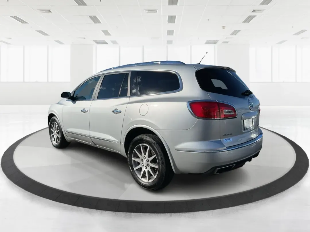 2015 Buick Enclave Leather (5GAKRBKD3FJ) with an 3.6L V-6 gasoline direct injection engine, 6-Speed Automatic Overdrive transmission, located at 4508 South Dixie Dr, Moraine, OH, 45439, (937) 908-9800, 39.689976, -84.218452 - **Discover Your Next Adventure with the 2015 Buick Enclave at Advantage Car and Credit - Piqua!**<br /> <br /> Are you ready to elevate your family adventures or daily commutes? The 2015 Buick Enclave is the perfect vehicle for growing families and weekend explorers alike. With its spacious interior - Photo#3