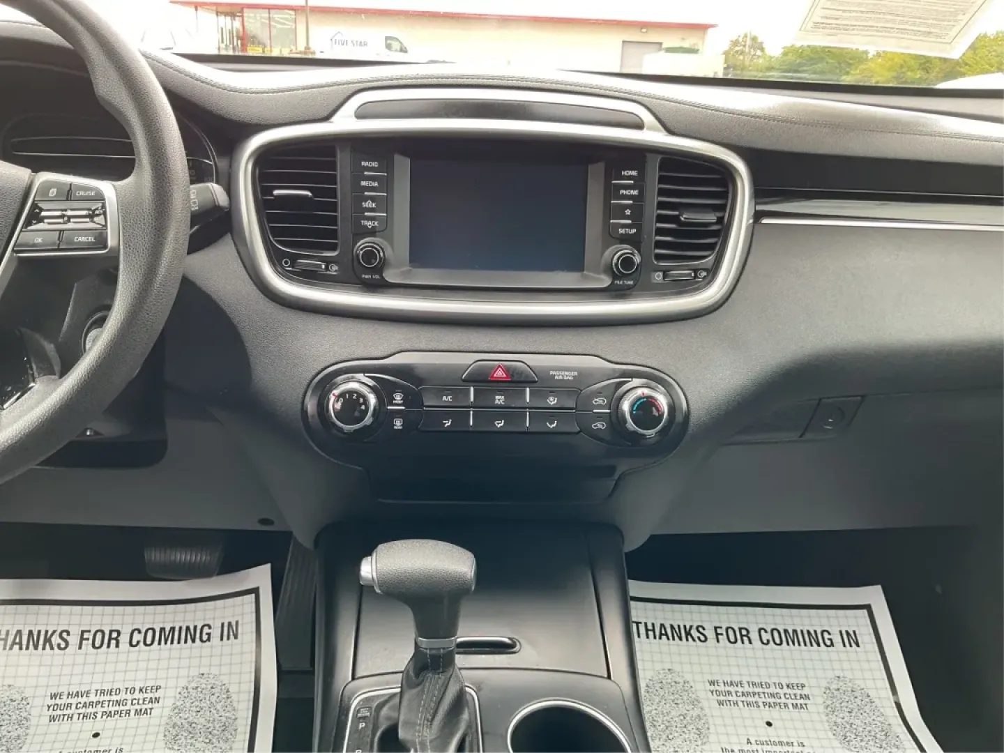 2019 Kia Sorento 2.4L LX (5XYPG4A33KG) with an 2.4L I-4 gasoline direct injection engine, located at 1951 S Dayton Lakeview Rd., New Carlisle, OH, 45344, (937) 908-9800, 39.890999, -84.050255 - **Discover Your Next Adventure with the 2019 Kia Sorento at Advantage Car and Credit!**<br /> <br /> Are you ready to elevate your lifestyle with a vehicle that perfectly blends comfort, versatility, and style? Look no further than the 2019 Kia Sorento, available now at Advantage Car and Credit in N - Photo#13