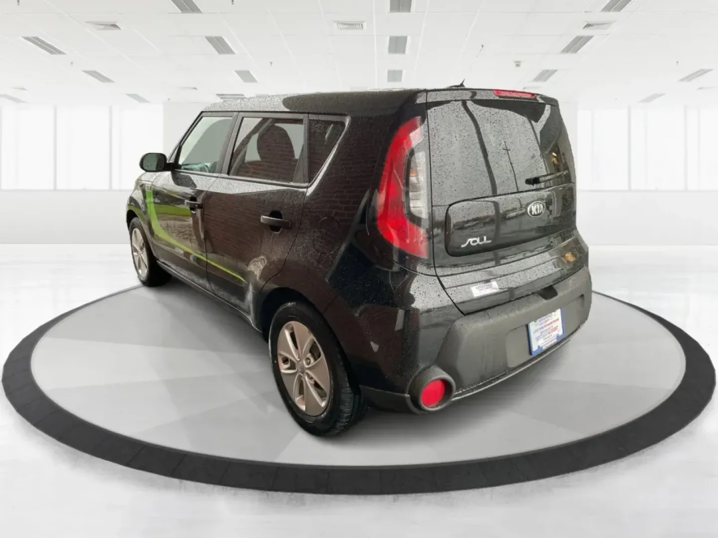 2016 Kia Soul Base (KNDJN2A25G7) with an Other engine, located at 401 Woodman Dr, Riverside, OH, 45431, (937) 908-9800, 39.760899, -84.123421 - **Unleash Your Adventures with the 2016 Kia Soul at Advantage Car and Credit - Riverside!**<br /> <br /> Are you ready to elevate your daily commutes and weekend getaways? The 2016 Kia Soul is the perfect vehicle for those seeking a blend of style, comfort, and practicality. With its spacious interi - Photo#4