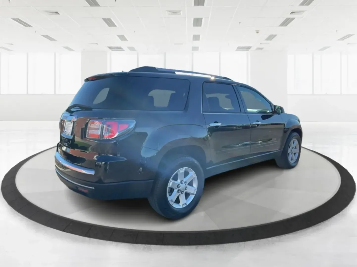 2014 GMC Acadia SLE-2 (1GKKRPKD9EJ) with an 3.6L V-6 gasoline direct injection engine, located at 1099 N County Rd 25A , Troy, OH, 45373, (937) 908-9800, 40.057079, -84.212883 - **Explore Life's Adventures with the 2014 GMC Acadia SLE-2**<br /> <br /> Are you ready to elevate your family road trips, daily commutes, or weekend getaways? The 2014 GMC Acadia SLE-2 is the ideal SUV that seamlessly blends comfort, capability, and style, making it perfect for growing families and - Photo#2