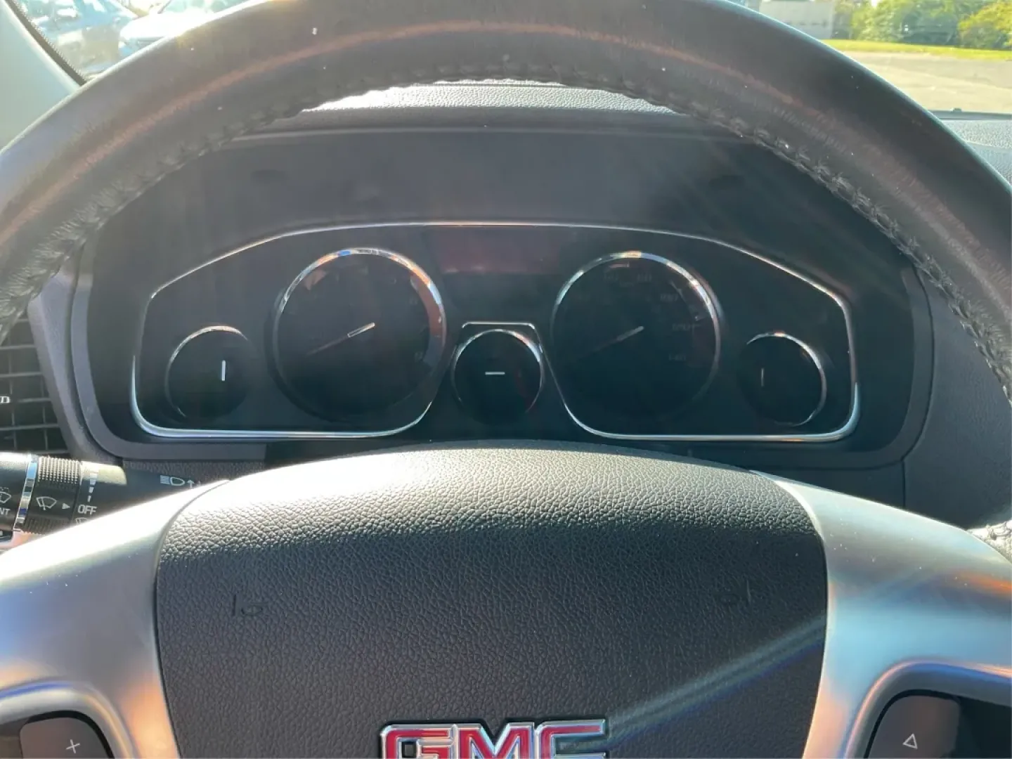 2014 GMC Acadia SLE-2 (1GKKRPKD9EJ) with an 3.6L V-6 gasoline direct injection engine, located at 1099 N County Rd 25A , Troy, OH, 45373, (937) 908-9800, 40.057079, -84.212883 - **Explore Life's Adventures with the 2014 GMC Acadia SLE-2**<br /> <br /> Are you ready to elevate your family road trips, daily commutes, or weekend getaways? The 2014 GMC Acadia SLE-2 is the ideal SUV that seamlessly blends comfort, capability, and style, making it perfect for growing families and - Photo#14