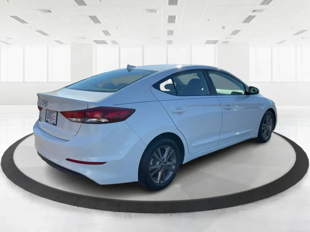 2018 Hyundai Elantra SEL (5NPD84LF6JH) with an Nu 2L I-4 DOHC engine, located at 4508 South Dixie Dr, Moraine, OH, 45439, (937) 908-9800, 39.689976, -84.218452 - 2018 Hyundai Elantra SEL - Photo#2