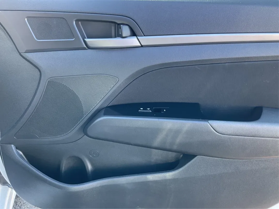 2018 Hyundai Elantra SEL (5NPD84LF6JH) with an Nu 2L I-4 DOHC engine, located at 4508 South Dixie Dr, Moraine, OH, 45439, (937) 908-9800, 39.689976, -84.218452 - 2018 Hyundai Elantra SEL - Photo#18