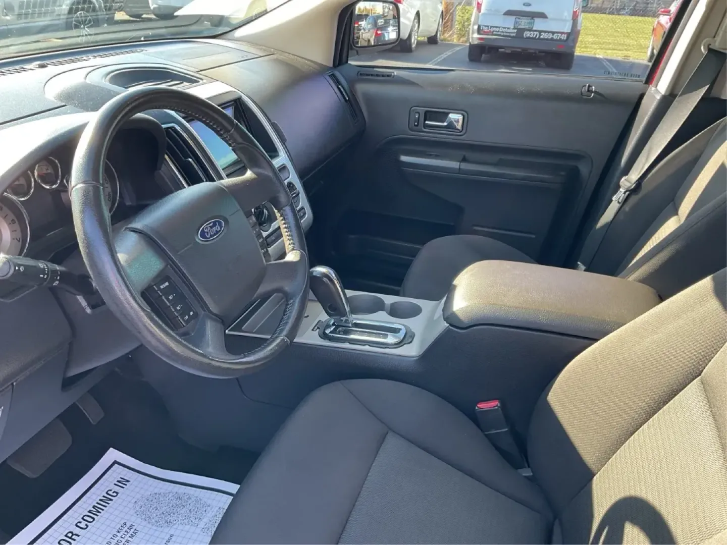 2010 Ford Edge SEL (2FMDK4JC1AB) with an Duratec 3.5L V-6 DOHC engine, located at 1230 East Main St, Xenia, OH, 45385, (937) 908-9800, 39.688026, -83.910172 - Are you in search of a family-friendly SUV that effortlessly combines style, comfort, and functionality? Look no further than this striking 2010 Ford Edge SEL at Advantage Car and Credit in Xenia, OH. Whether you're navigating daily commutes, planning weekend adventures with the family, or simply ru - Photo#9