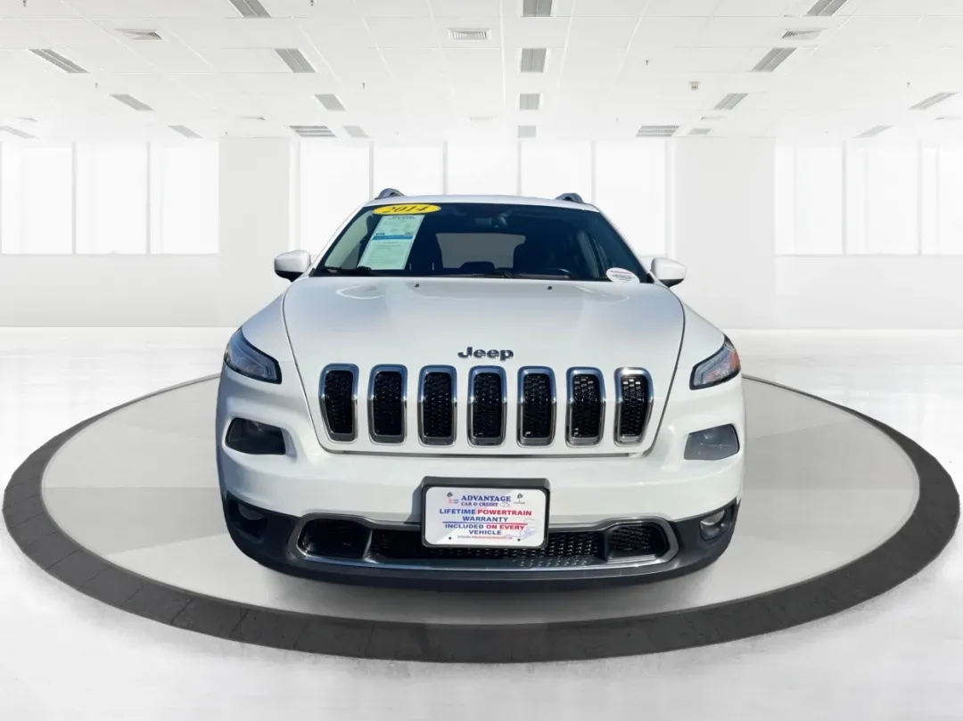 2014 Jeep Cherokee Limited (1C4PJLDB2EW) with an Other engine, located at 1230 East Main St, Xenia, OH, 45385, (937) 908-9800, 39.688026, -83.910172 - **Unleash Your Adventurous Spirit with the 2014 Jeep Cherokee Limited!**<br /> <br /> Are you ready to enhance your lifestyle with a vehicle that perfectly balances comfort, capability, and style? Look no further than the 2014 Jeep Cherokee Limited, available now at Advantage Car and Credit in Xenia - Photo#7