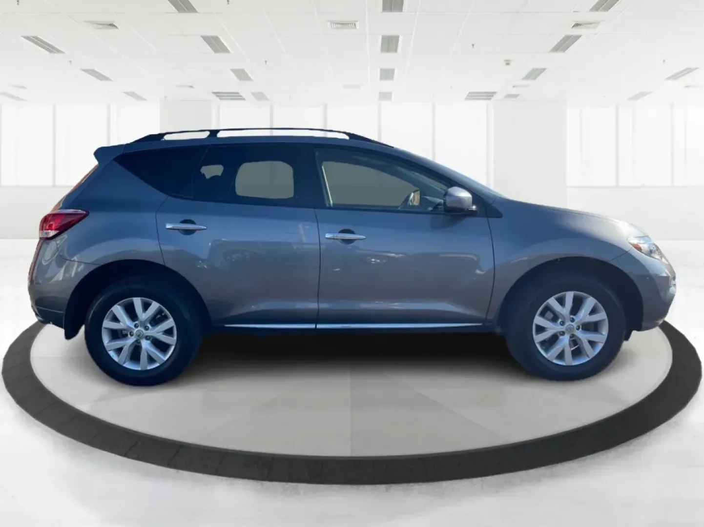 2013 Nissan Murano SV (JN8AZ1MW6DW) with an 3.5L V-6 DOHC engine, located at 401 Woodman Dr, Riverside, OH, 45431, (937) 908-9800, 39.760899, -84.123421 - **Discover the Perfect SUV for Weekend Adventures and Daily Commuting!**<br /> <br /> Are you searching for a reliable vehicle that effortlessly transitions from daily commutes to weekend getaways? Look no further than this stunning 2013 Nissan Murano SV, available now at Advantage Car and Credit - - Photo#1