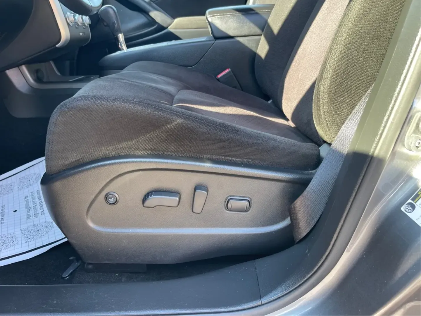 2013 Nissan Murano SV (JN8AZ1MW6DW) with an 3.5L V-6 DOHC engine, located at 401 Woodman Dr, Riverside, OH, 45431, (937) 908-9800, 39.760899, -84.123421 - **Discover the Perfect SUV for Weekend Adventures and Daily Commuting!**<br /> <br /> Are you searching for a reliable vehicle that effortlessly transitions from daily commutes to weekend getaways? Look no further than this stunning 2013 Nissan Murano SV, available now at Advantage Car and Credit - - Photo#18