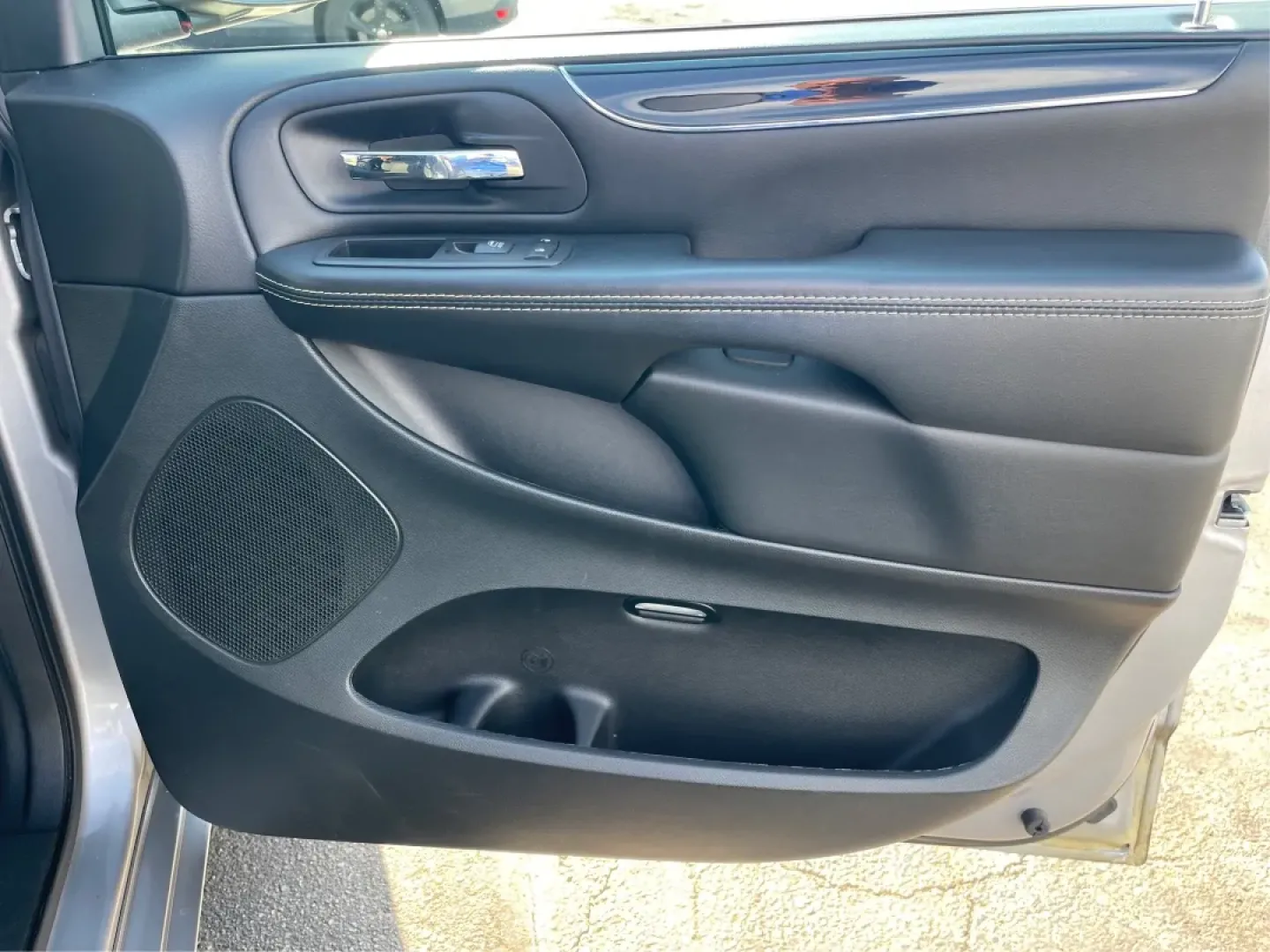 2017 Dodge Grand Caravan SE Plus (2C4RDGBGXHR) with an Pentastar 3.6L V-6 DOHC engine, located at 401 Woodman Dr, Riverside, OH, 45431, (937) 908-9800, 39.760899, -84.123421 - Are you ready to hit the road for family adventures or daily commutes? The 2017 Dodge Grand Caravan SE Plus is your ideal companion, blending comfort, versatility, and reliability in one stylish package. Perfect for growing families or anyone in need of a spacious ride, this passenger van is designe - Photo#20