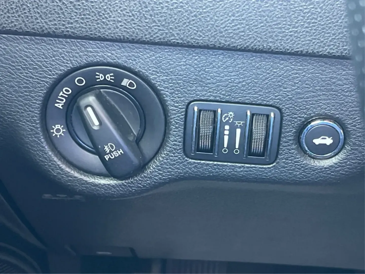 2014 Dodge Charger SXT 100th Anniversary (2C3CDXHG3EH) with an 3.6L V-6 DOHC engine, located at 8750 N County Rd 25A, Piqua, OH, 45356, (937) 908-9800, 40.164391, -84.232513 - **Elevate Your Driving Experience with the 2014 Dodge Charger SXT 100th Anniversary Perfect for Adventurous Souls and Daily Commuters Alike!**<br /> <br /> Are you ready to take your daily commute or weekend road trips to the next level? Look no further than the stunning 2014 Dodge Charger SXT 100t - Photo#17