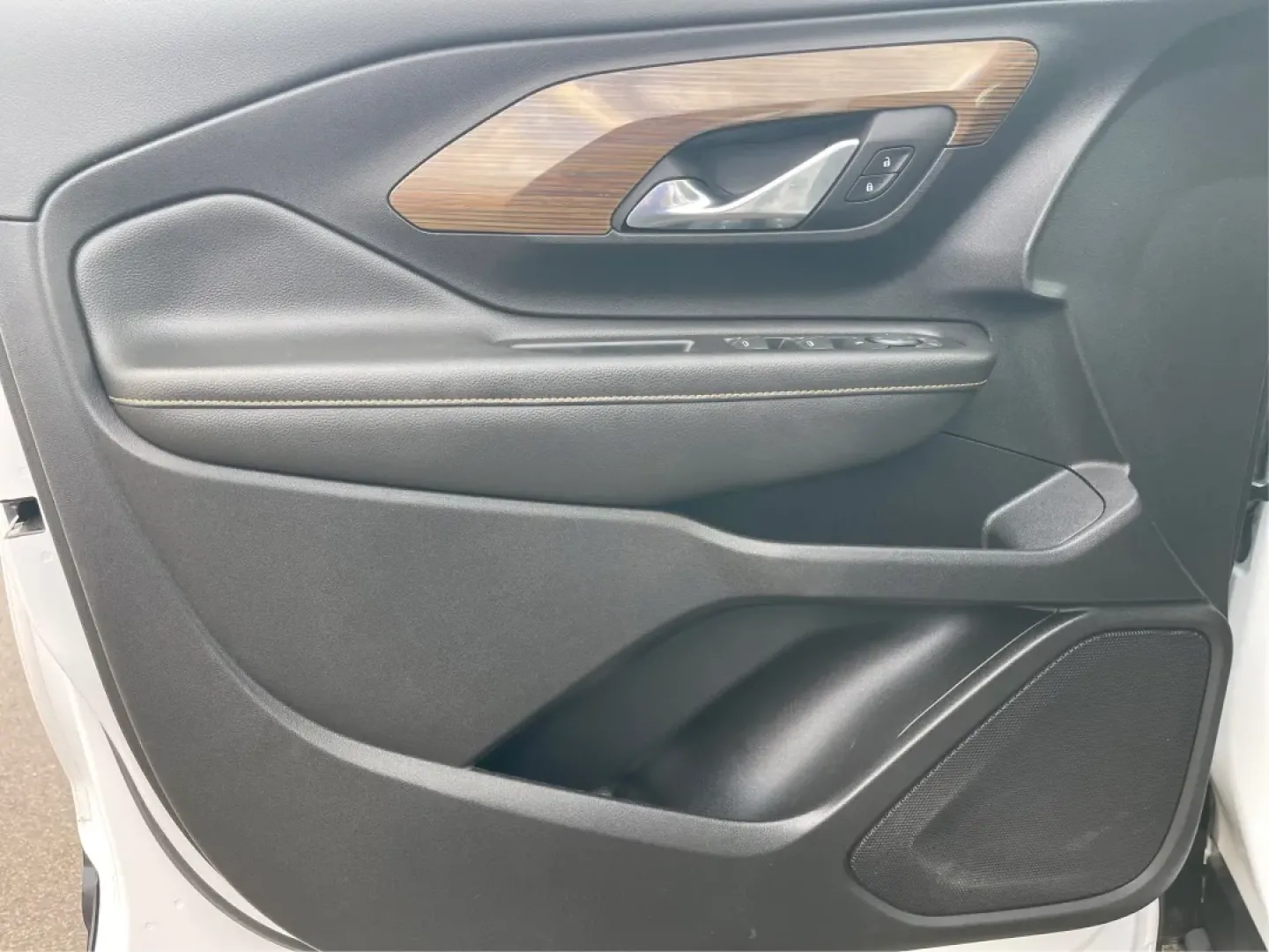 2018 GMC Terrain SLE (3GKALTEV3JL) with an Other engine, located at 8750 N County Rd 25A, Piqua, OH, 45356, (937) 908-9800, 40.164391, -84.232513 - **Adventure Awaits with the 2018 GMC Terrain SLE at Advantage Car and Credit - Piqua!**<br /> <br /> Are you on the lookout for a versatile SUV that adapts to your lifestyle, whether you're taking the kids to school, heading to work, or embarking on a weekend getaway? Look no further! The 2018 GMC T - Photo#19