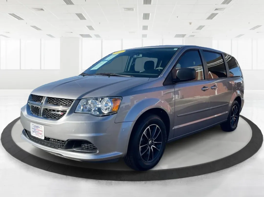 2016 Dodge Grand Caravan SE (2C4RDGBG0GR) with an Pentastar 3.6L V-6 DOHC engine, located at 1230 East Main St, Xenia, OH, 45385, (937) 908-9800, 39.688026, -83.910172 - **Experience the Freedom of Family Adventures with the 2016 Dodge Grand Caravan SE!** <br /> <br /> Are you in search of the perfect vehicle for family road trips, daily commutes, or weekend adventures? Look no further than the 2016 Dodge Grand Caravan SE, available at Advantage Car and Credit in X - Photo#8