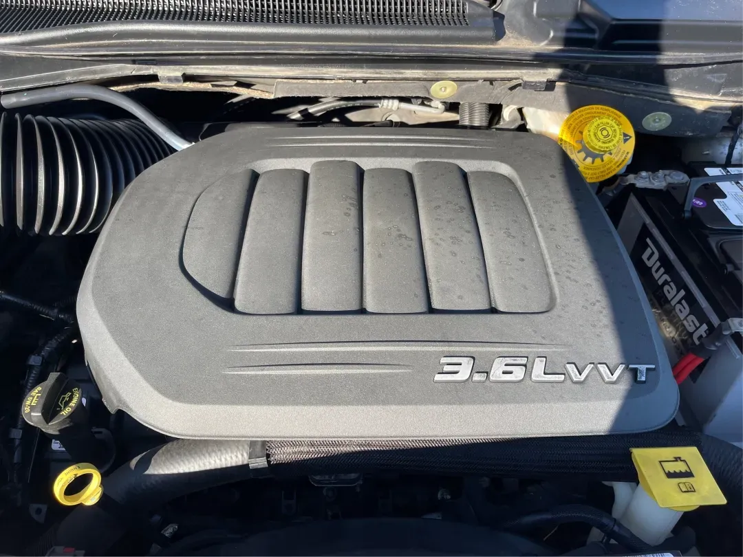 2016 Dodge Grand Caravan SE (2C4RDGBG0GR) with an Pentastar 3.6L V-6 DOHC engine, located at 1230 East Main St, Xenia, OH, 45385, (937) 908-9800, 39.688026, -83.910172 - **Experience the Freedom of Family Adventures with the 2016 Dodge Grand Caravan SE!** <br /> <br /> Are you in search of the perfect vehicle for family road trips, daily commutes, or weekend adventures? Look no further than the 2016 Dodge Grand Caravan SE, available at Advantage Car and Credit in X - Photo#11