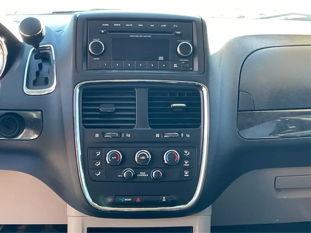 2016 Dodge Grand Caravan SE (2C4RDGBG0GR) with an Pentastar 3.6L V-6 DOHC engine, 6A transmission, located at 8750 N County Rd 25A, Piqua, OH, 45356, (937) 908-9800, 40.164391, -84.232513 - **Experience the Freedom of Family Adventures with the 2016 Dodge Grand Caravan SE!** <br /> <br /> Are you in search of the perfect vehicle for family road trips, daily commutes, or weekend adventures? Look no further than the 2016 Dodge Grand Caravan SE, available at Advantage Car and Credit in X - Photo#13