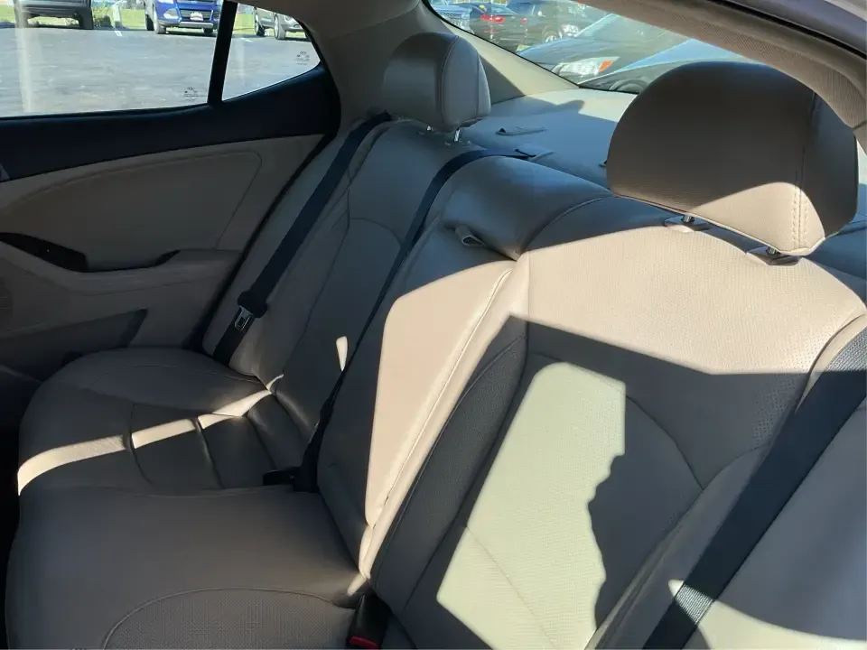 2015 Kia Optima EX (5XXGN4A74FG) with an Theta II 2.4L I-4 gasoline direct injection engine, 6-Speed Automatic transmission, located at 1099 N County Rd 25A , Troy, OH, 45373, (937) 908-9800, 40.057079, -84.212883 - Experience the perfect blend of style, comfort, and reliability with this 2015 Kia Optima EX at Advantage Car and Credit in Xenia, OH. Whether you're embarking on daily commutes, family road trips, or simply looking for a trusty companion for your adventures, this vehicle is designed to meet your di - Photo#10