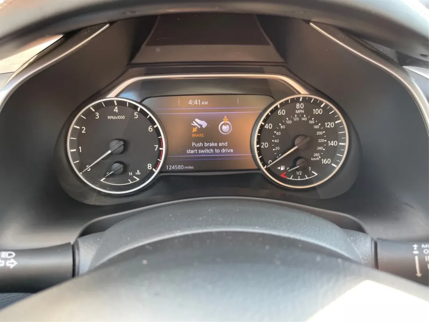 2018 Nissan Murano SL (5N1AZ2MG3JN) with an 3.5L V-6 DOHC engine, located at 880 E. National Road, Vandalia, OH, 45377, (937) 908-9800, 39.891918, -84.183594 - **Discover Your Next Adventure with the 2018 Nissan Murano SL Perfect for Growing Families and Weekend Getaways!**<br /> <br /> Are you ready to elevate your driving experience? At Advantage Car and Credit in Vandalia, OH, we are excited to offer a superb 2018 Nissan Murano SL that perfectly balanc - Photo#15