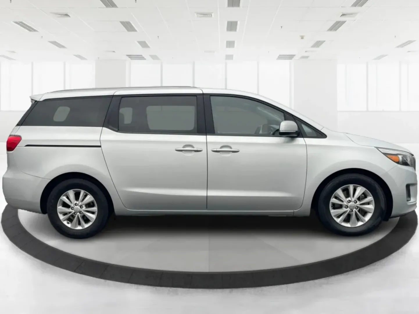 2016 Kia Sedona LX (KNDMB5C17G6) with an Lambda 3.3L V-6 gasoline direct injection engine, located at 1184 Kauffman Ave, Fairborn, OH, 45324, (937) 908-9800, 39.807072, -84.030914 - Elevate your adventures with the 2016 Kia Sedona LX, the perfect passenger van crafted for growing families and those who love to hit the road. Whether you're driving the kids to soccer practice, planning a weekend getaway, or just commuting to work, this versatile vehicle offers the space, comfort, - Photo#1