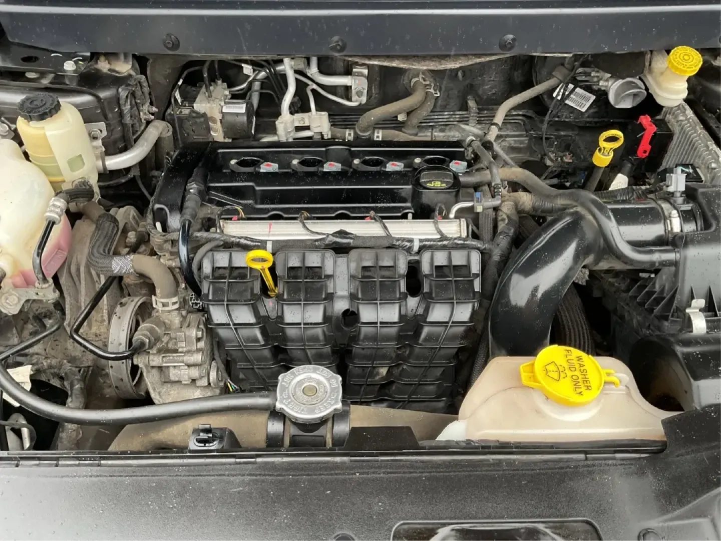 2017 Dodge Journey SE (3C4PDCAB6HT) with an Tigershark MultiAir 2.4L I-4 DOHC engine, located at 1951 S Dayton Lakeview Rd., New Carlisle, OH, 45344, (937) 908-9800, 39.890999, -84.050255 - **Adventure Awaits with the 2017 Dodge Journey SE - Perfect for Family Road Trips!**<br /> <br /> Are you searching for a reliable and spacious vehicle to accommodate family adventures or weekend getaways? Look no further than this stunning 2017 Dodge Journey SE, available now at Advantage Car and C - Photo#11