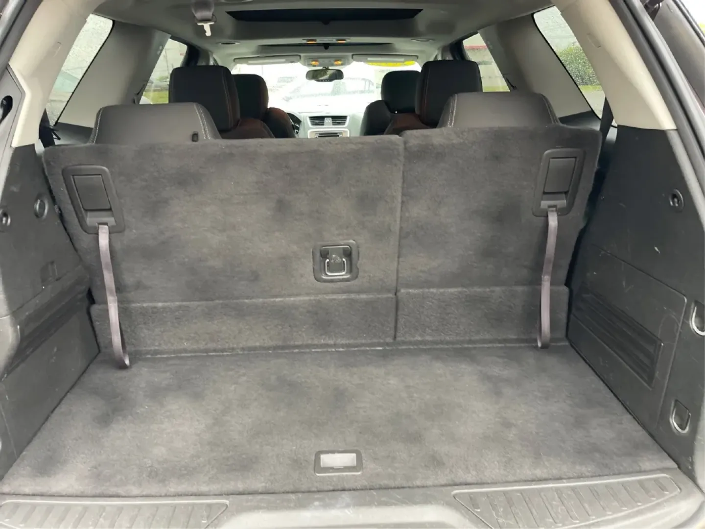 2015 GMC Acadia SLE-2 (1GKKVPKD4FJ) with an 3.6L V-6 gasoline direct injection engine, located at 1099 N County Rd 25A , Troy, OH, 45373, (937) 908-9800, 40.057079, -84.212883 - **Explore the Open Road with the 2015 GMC Acadia SLE-2 Your Family's Adventure Awaits!**<br /> <br /> Are you ready to elevate your family adventures? The 2015 GMC Acadia SLE-2 is the perfect choice for families seeking both comfort and versatility. With its spacious interior, powerful performance, - Photo#12