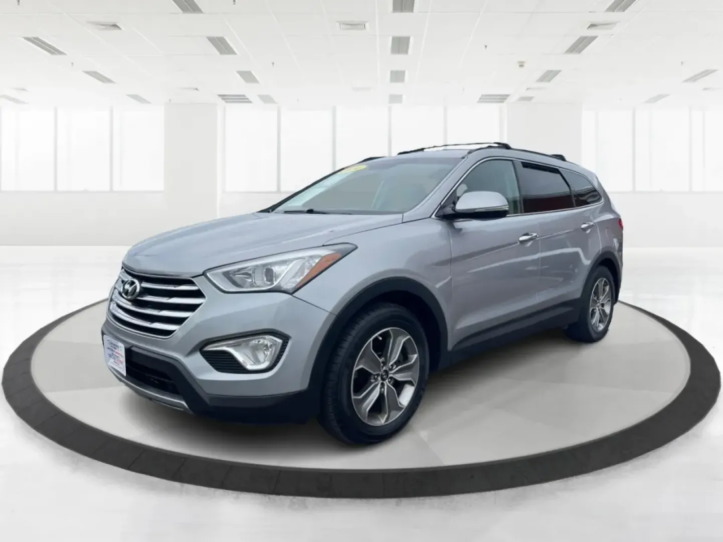 2014 Hyundai Santa Fe Limited (KM8SNDHF0EU) with an Lambda II 3.3L V-6 gasoline direct injection engine, located at 1099 N County Rd 25A , Troy, OH, 45373, (937) 908-9800, 40.057079, -84.212883 - **Rediscover Adventures with the 2014 Hyundai Santa Fe Limited Perfect for Families and Explorers Alike!**<br /> <br /> Are you searching for a reliable and spacious SUV that can accommodate your growing family or be the perfect companion for weekend getaways? Look no further than this stunning 201 - Photo#8