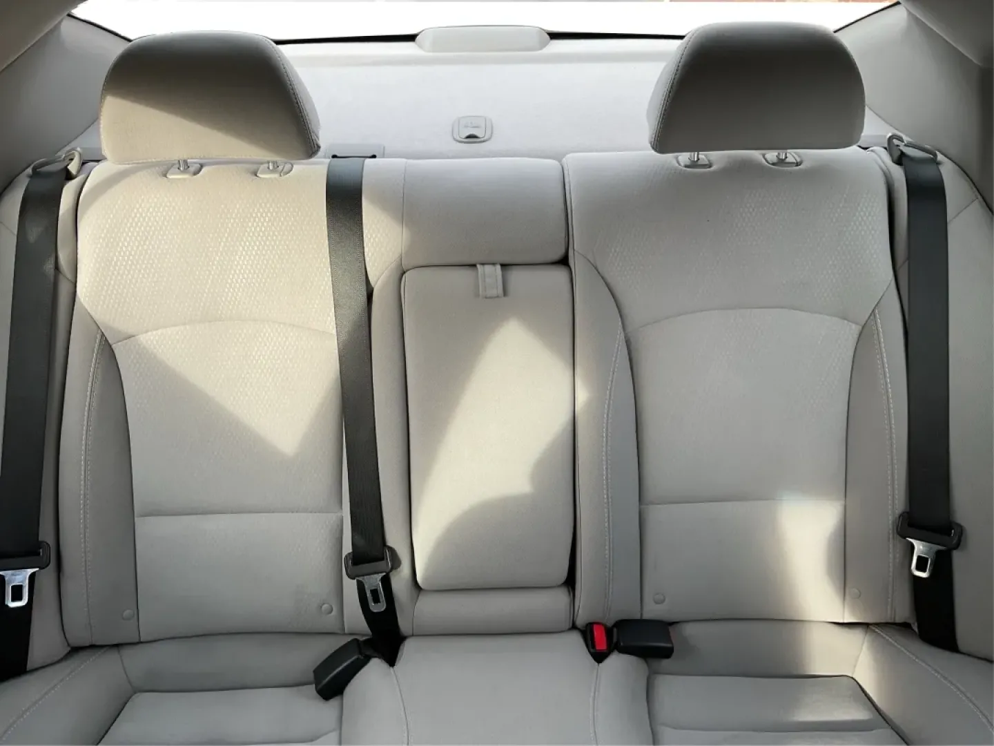 2015 Kia Optima LX (5XXGM4A77FG) with an Theta II 2.4L I-4 gasoline direct injection engine, located at 8750 N County Rd 25A, Piqua, OH, 45356, (937) 908-9800, 40.164391, -84.232513 - Are you seeking a reliable and stylish vehicle that's perfect for your daily commute or weekend getaways? Look no further than this outstanding 2015 Kia Optima LX, available now at Advantage Car and Credit in Piqua, OH! This sleek sedan combines functionality and comfort, making it an ideal choice f - Photo#14