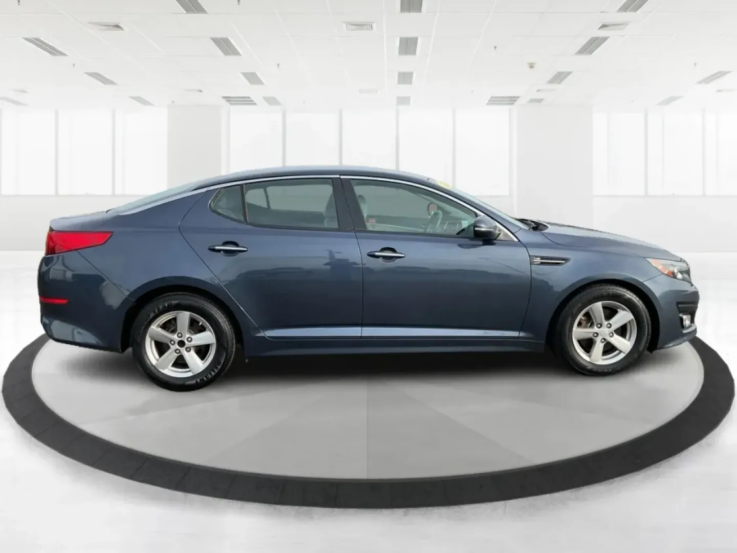 2015 Kia Optima LX (5XXGM4A77FG) with an Theta II 2.4L I-4 gasoline direct injection engine, located at 1099 N County Rd 25A , Troy, OH, 45373, (937) 908-9800, 40.057079, -84.212883 - Are you seeking a reliable and stylish vehicle that's perfect for your daily commute or weekend getaways? Look no further than this outstanding 2015 Kia Optima LX, available now at Advantage Car and Credit in Piqua, OH! This sleek sedan combines functionality and comfort, making it an ideal choice f - Photo#1