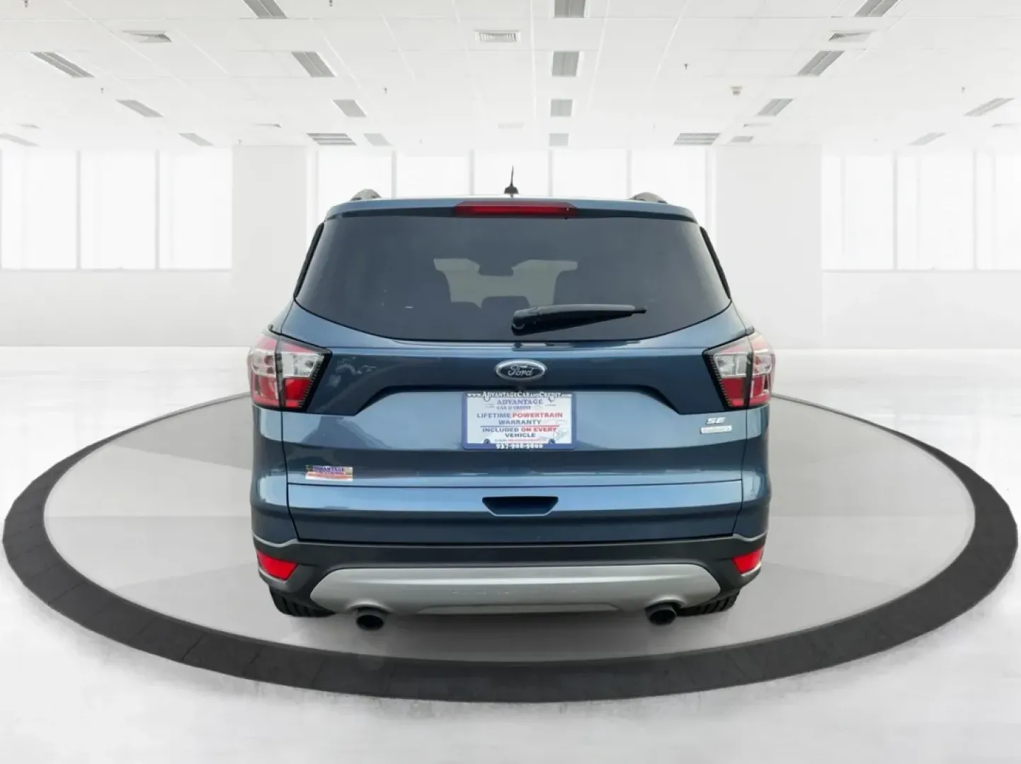 2018 Ford Escape SE (1FMCU0GD7JU) with an Other engine, located at 8750 N County Rd 25A, Piqua, OH, 45356, (937) 908-9800, 40.164391, -84.232513 - **Discover Your Next Adventure with the 2018 Ford Escape SE at Advantage Car and Credit - Piqua!**<br /> <br /> Are you ready to elevate your daily commute or weekend getaways? The 2018 Ford Escape SE is the perfect vehicle for those who crave both style and functionality in their daily lives. Wheth - Photo#3