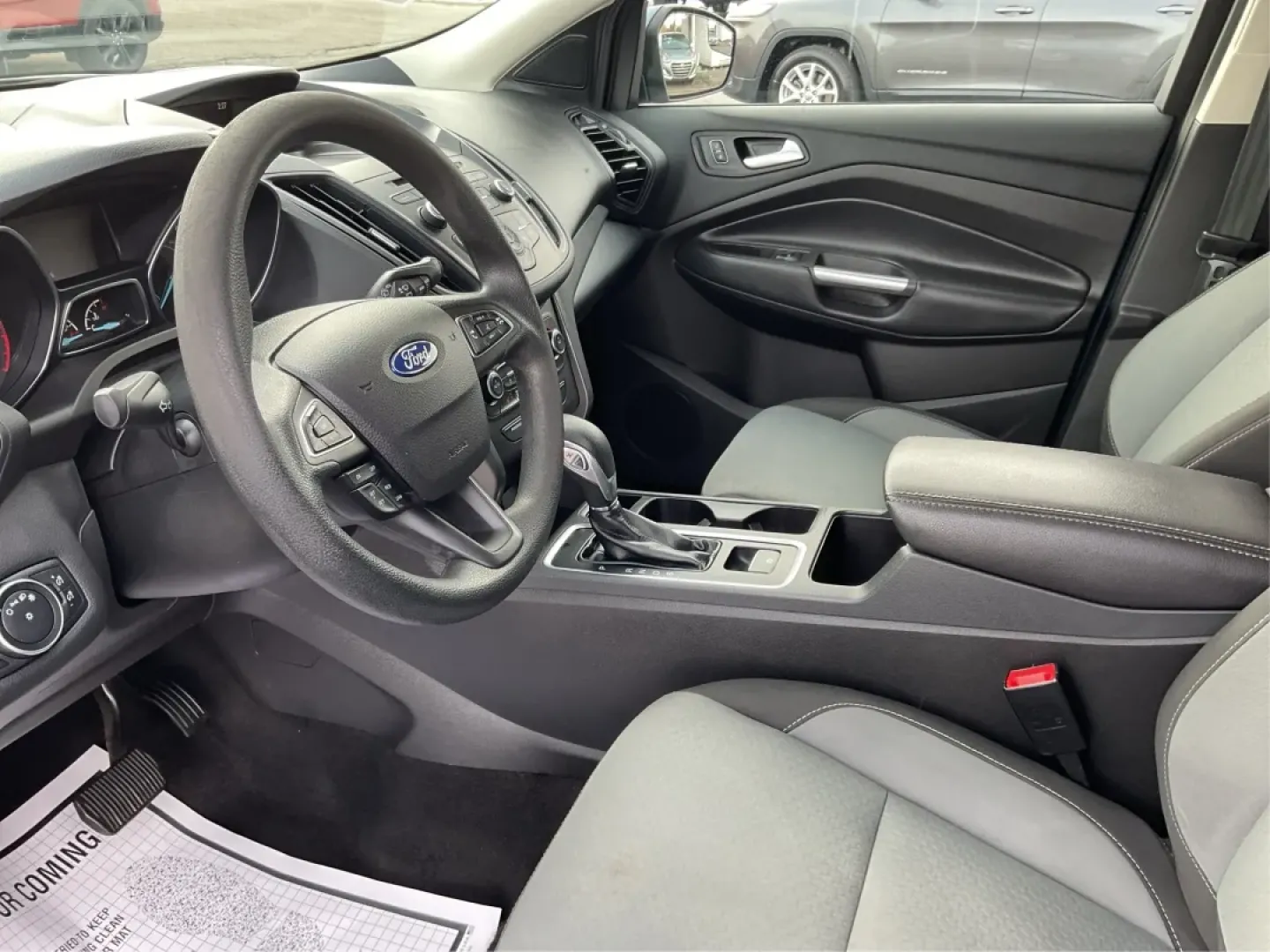 2018 Ford Escape SE (1FMCU0GD7JU) with an Other engine, located at 8750 N County Rd 25A, Piqua, OH, 45356, (937) 908-9800, 40.164391, -84.232513 - **Discover Your Next Adventure with the 2018 Ford Escape SE at Advantage Car and Credit - Piqua!**<br /> <br /> Are you ready to elevate your daily commute or weekend getaways? The 2018 Ford Escape SE is the perfect vehicle for those who crave both style and functionality in their daily lives. Wheth - Photo#9