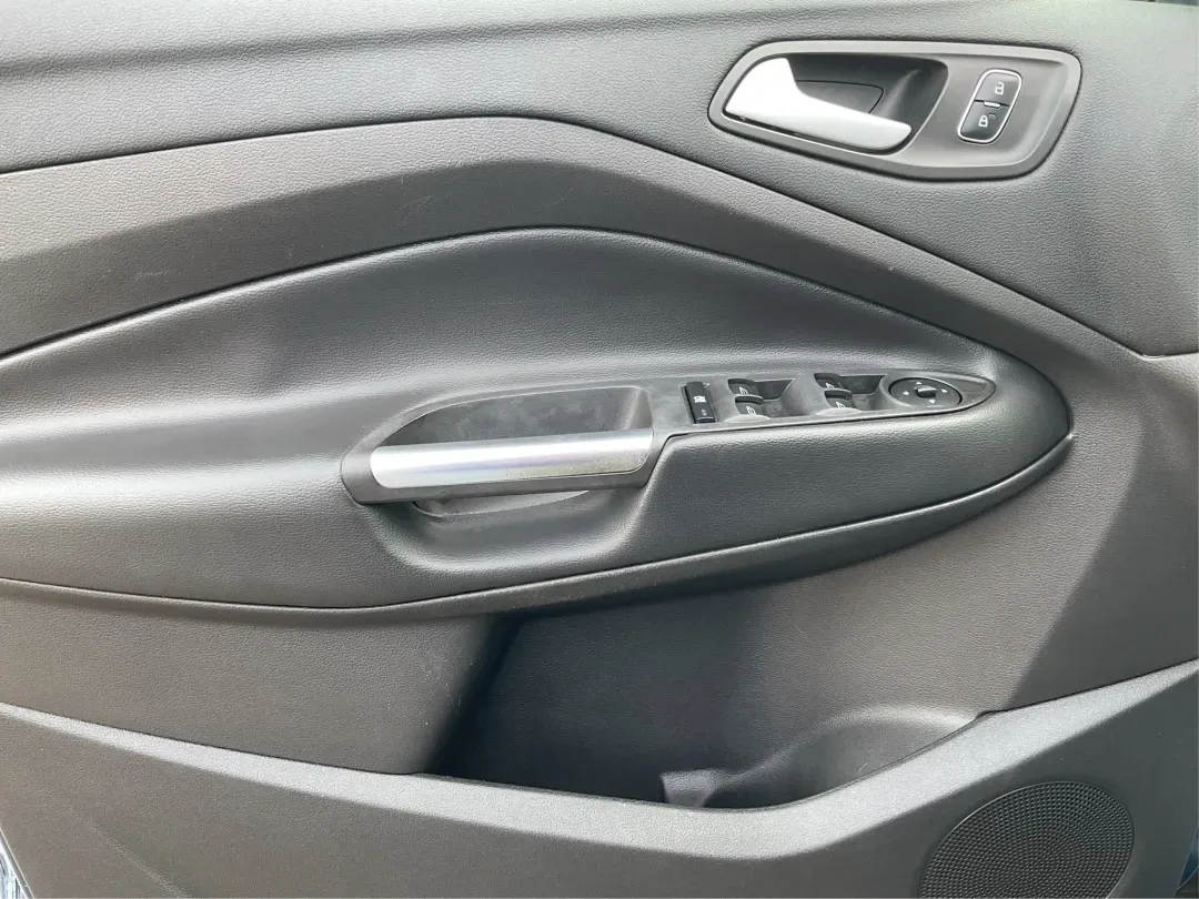 2018 Ford Escape SE (1FMCU0GD7JU) with an Other engine, located at 8750 N County Rd 25A, Piqua, OH, 45356, (937) 908-9800, 40.164391, -84.232513 - **Discover Your Next Adventure with the 2018 Ford Escape SE at Advantage Car and Credit - Piqua!**<br /> <br /> Are you ready to elevate your daily commute or weekend getaways? The 2018 Ford Escape SE is the perfect vehicle for those who crave both style and functionality in their daily lives. Wheth - Photo#19