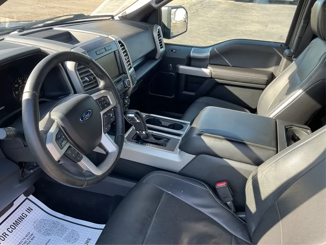 2015 Ford F-150 LARIAT (1FTEX1EPXFF) with an 2.7L V6 DOHC 24V engine, 6-Speed Automatic transmission, located at 401 Woodman Dr, Riverside, OH, 45431, (937) 908-9800, 39.760899, -84.123421 - **Discover Adventure with the 2015 Ford F-150 LARIAT at Advantage Car and Credit - Moraine!**<br /> <br /> Are you ready to elevate your lifestyle and take on new adventures? Imagine the freedom of hitting the open road, whether it's for weekend camping trips, hauling gear for your favorite hobbies, - Photo#9